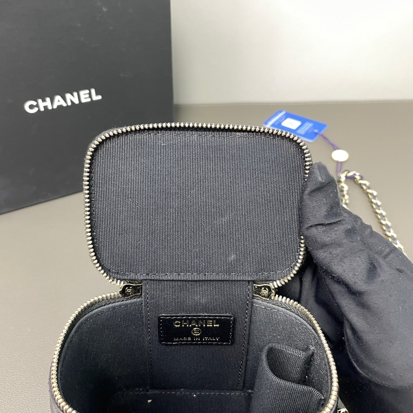 Chanel - Other - Leather - Black - (mini)
