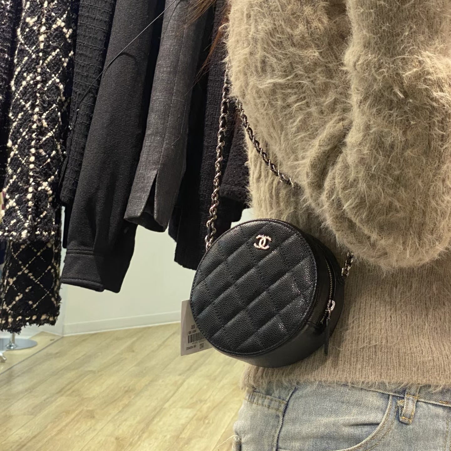 Chanel - Other - Leather - Black - (mini)