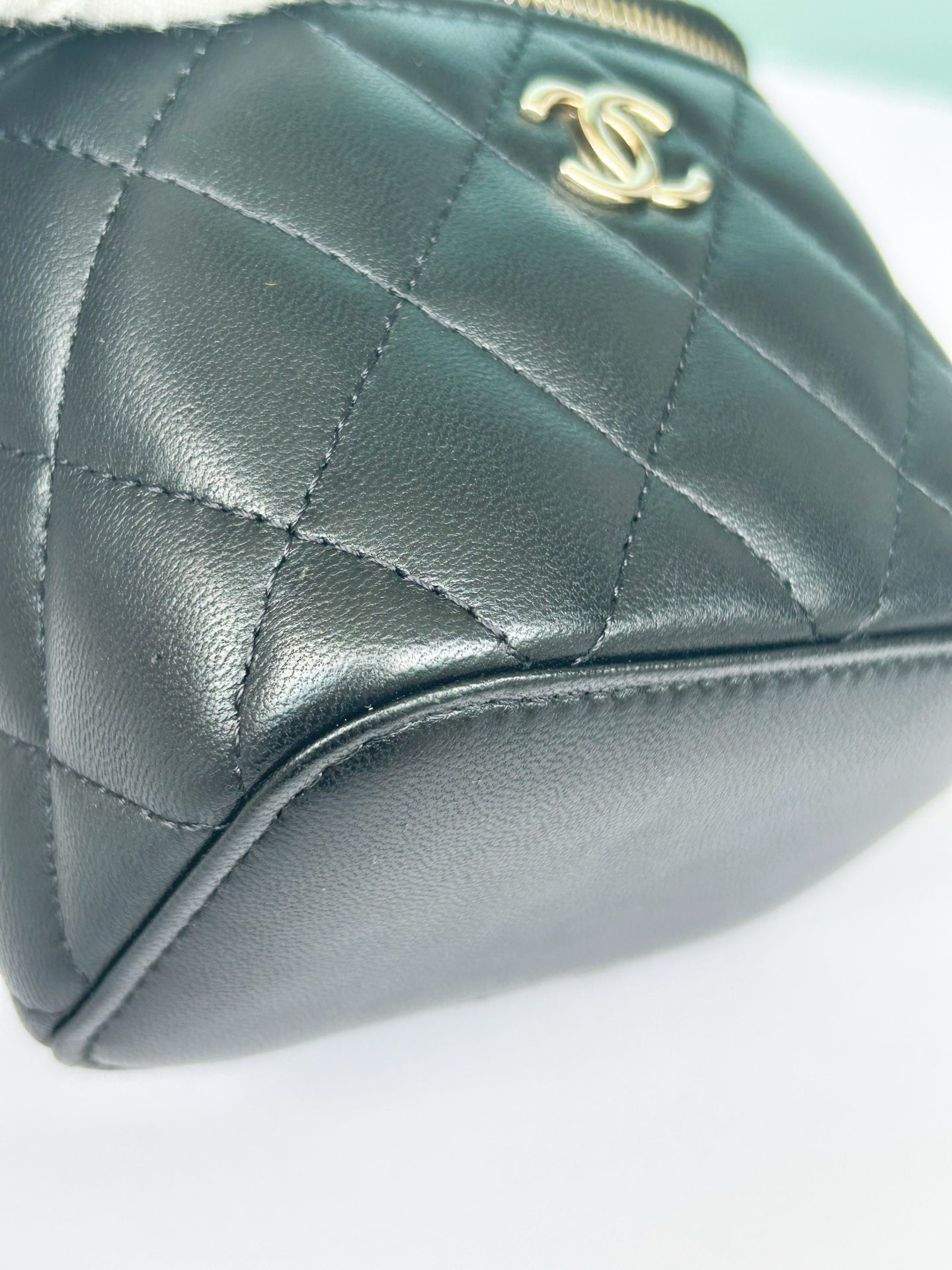 Chanel - Other - Leather - Black - (mini)