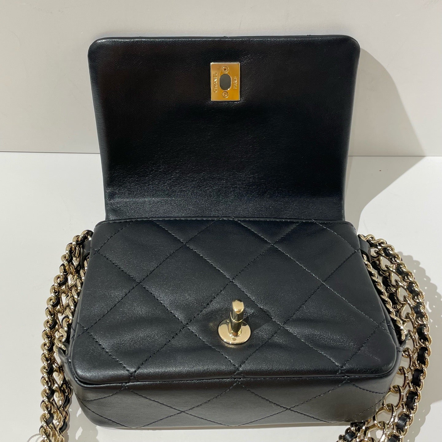 Chanel - Other - Leather - Black - (mini)