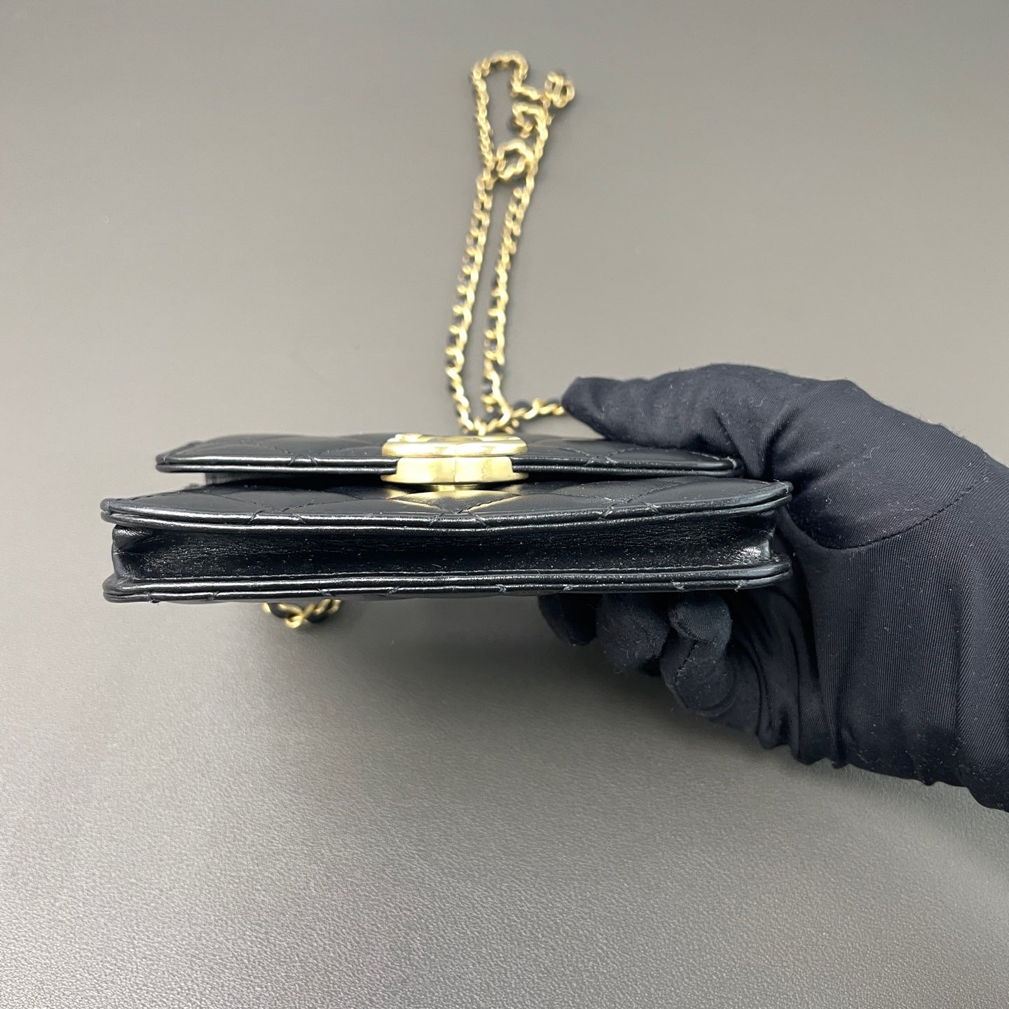 Chanel - Other - Leather - Black - (mini)