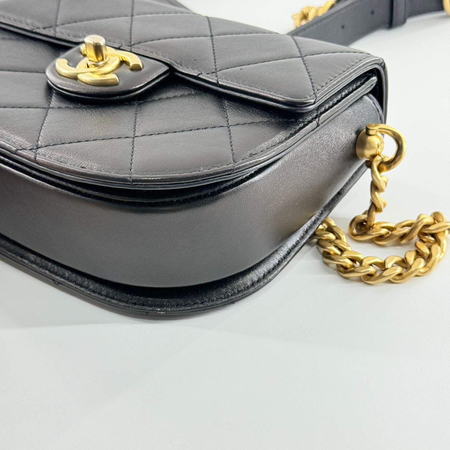 Chanel - Other - Leather - Black - (mini)
