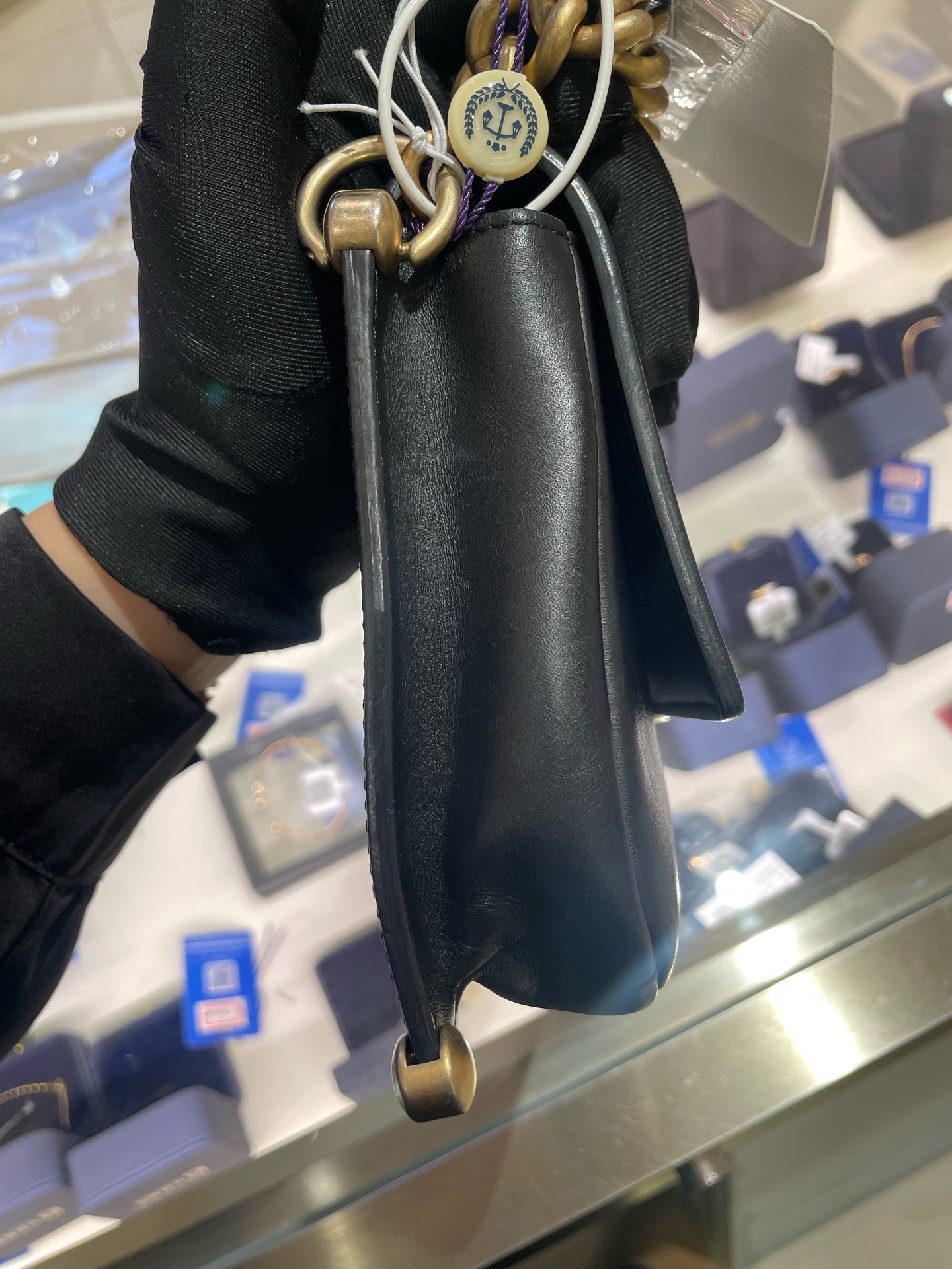 Chanel - Other - Leather - Black - (mini)
