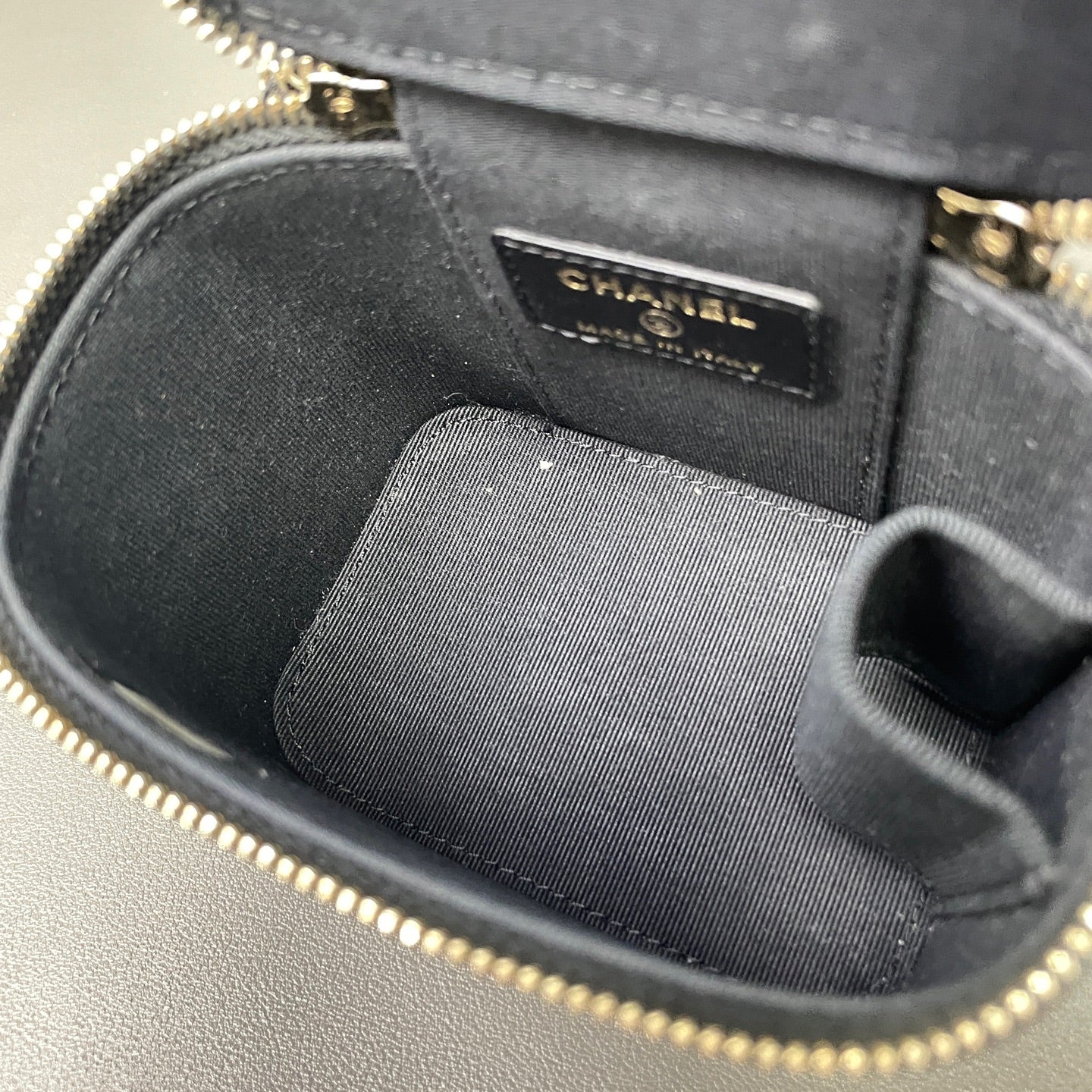 Chanel - Other - Leather - Black - (mini)