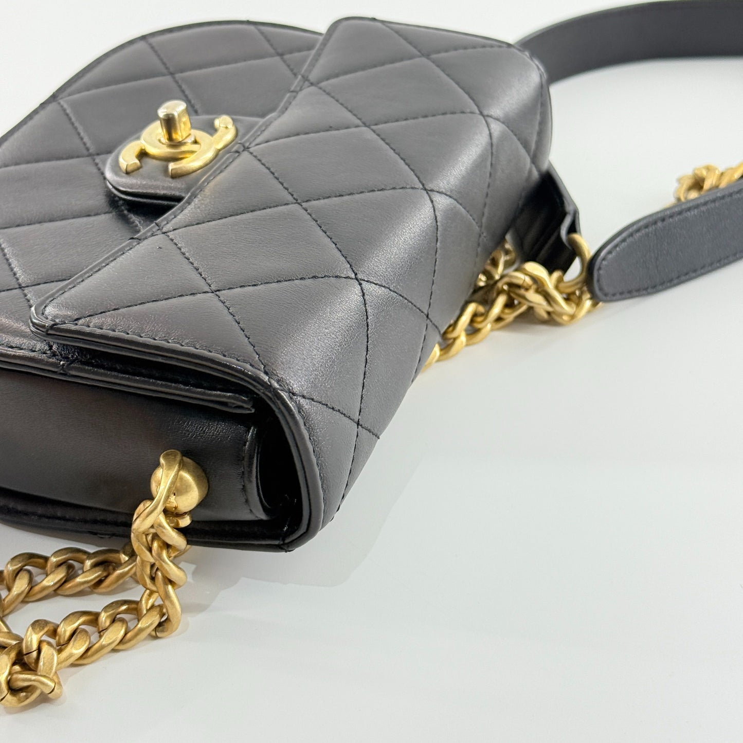 Chanel - Other - Leather - Black - (mini)