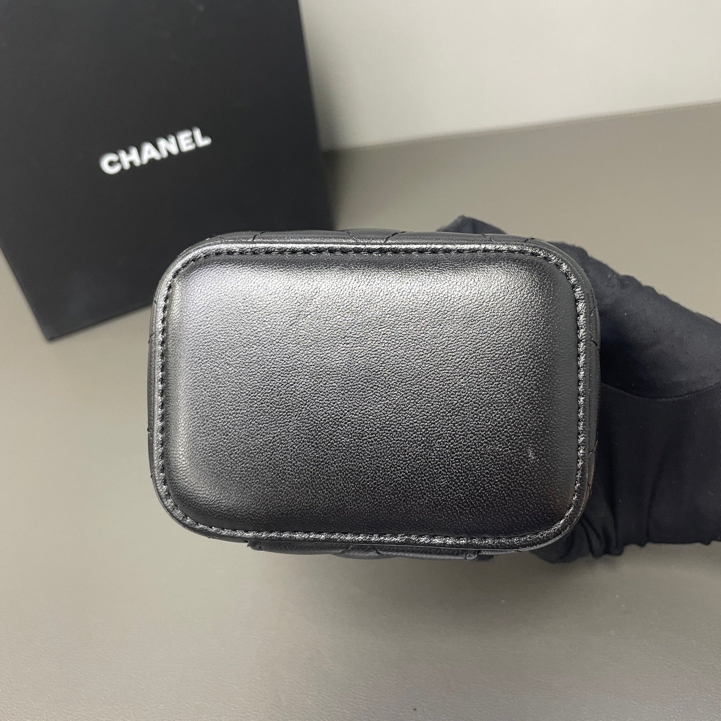 Chanel - Other - Leather - Black - (mini)