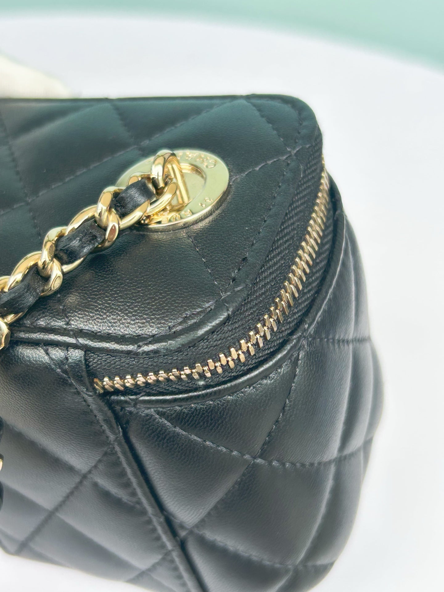 Chanel - Other - Leather - Black - (mini)