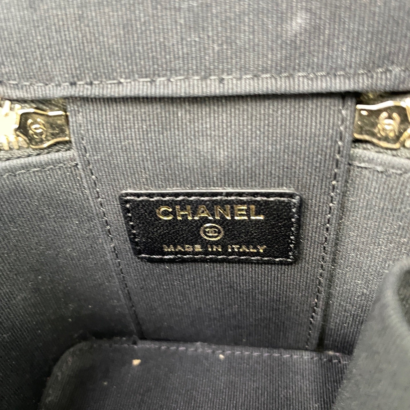 Chanel - Other - Leather - Black - (mini)