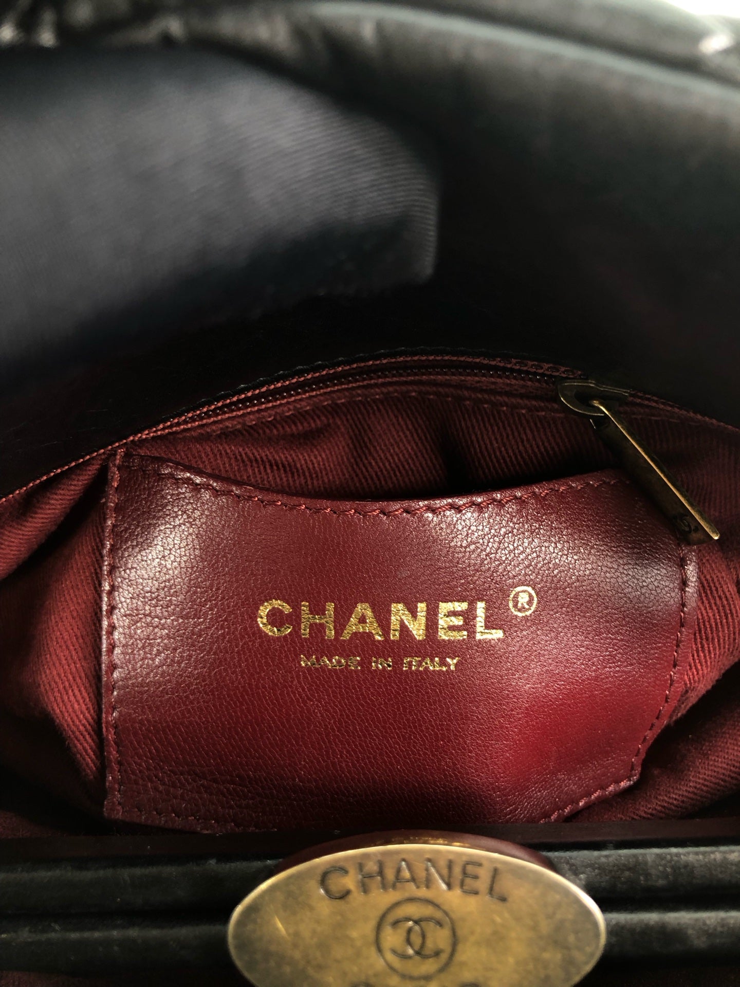 Chanel - Other - Leather - Black - (mini)