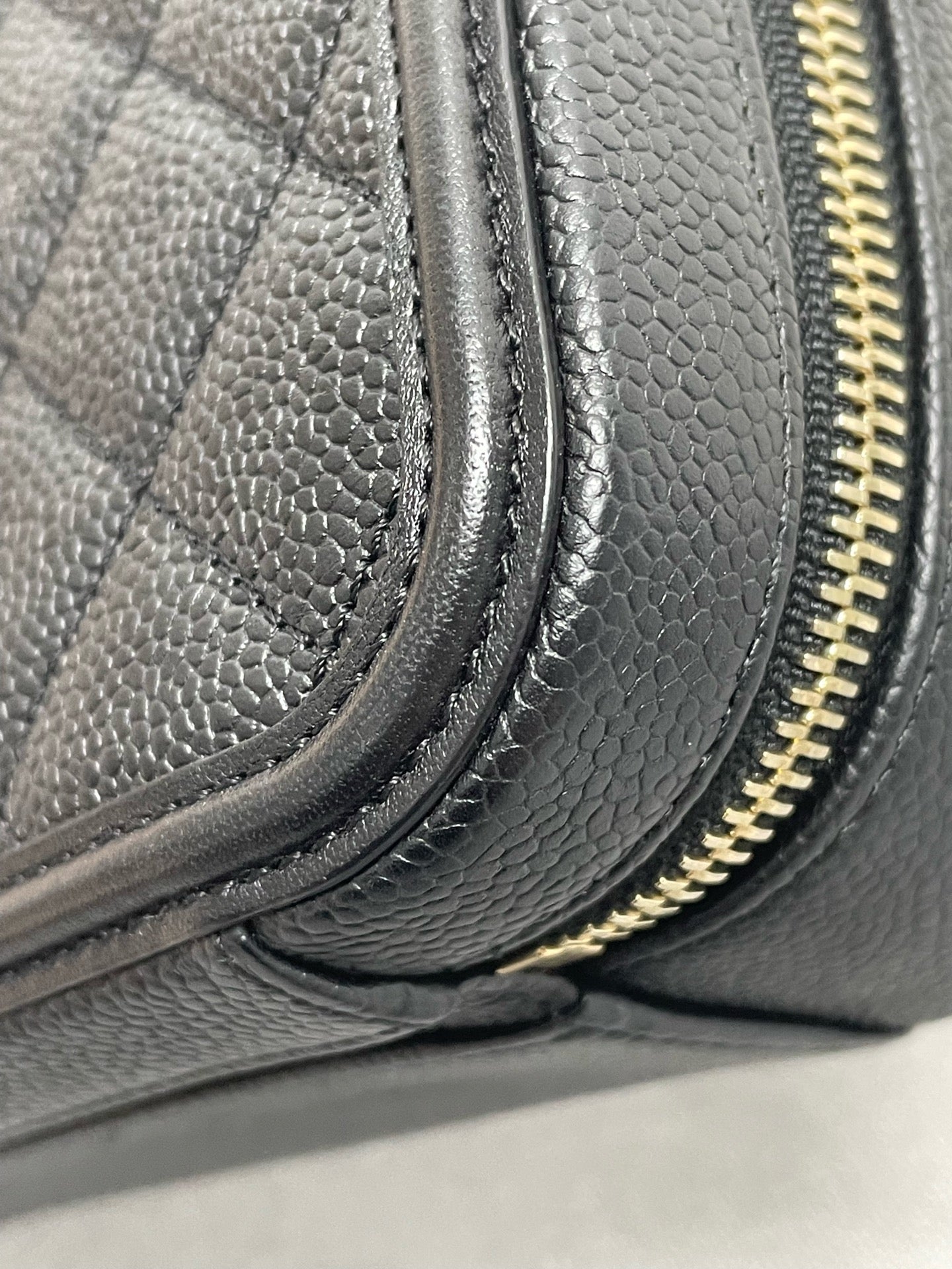Chanel - Other - Leather - Black - (mini)