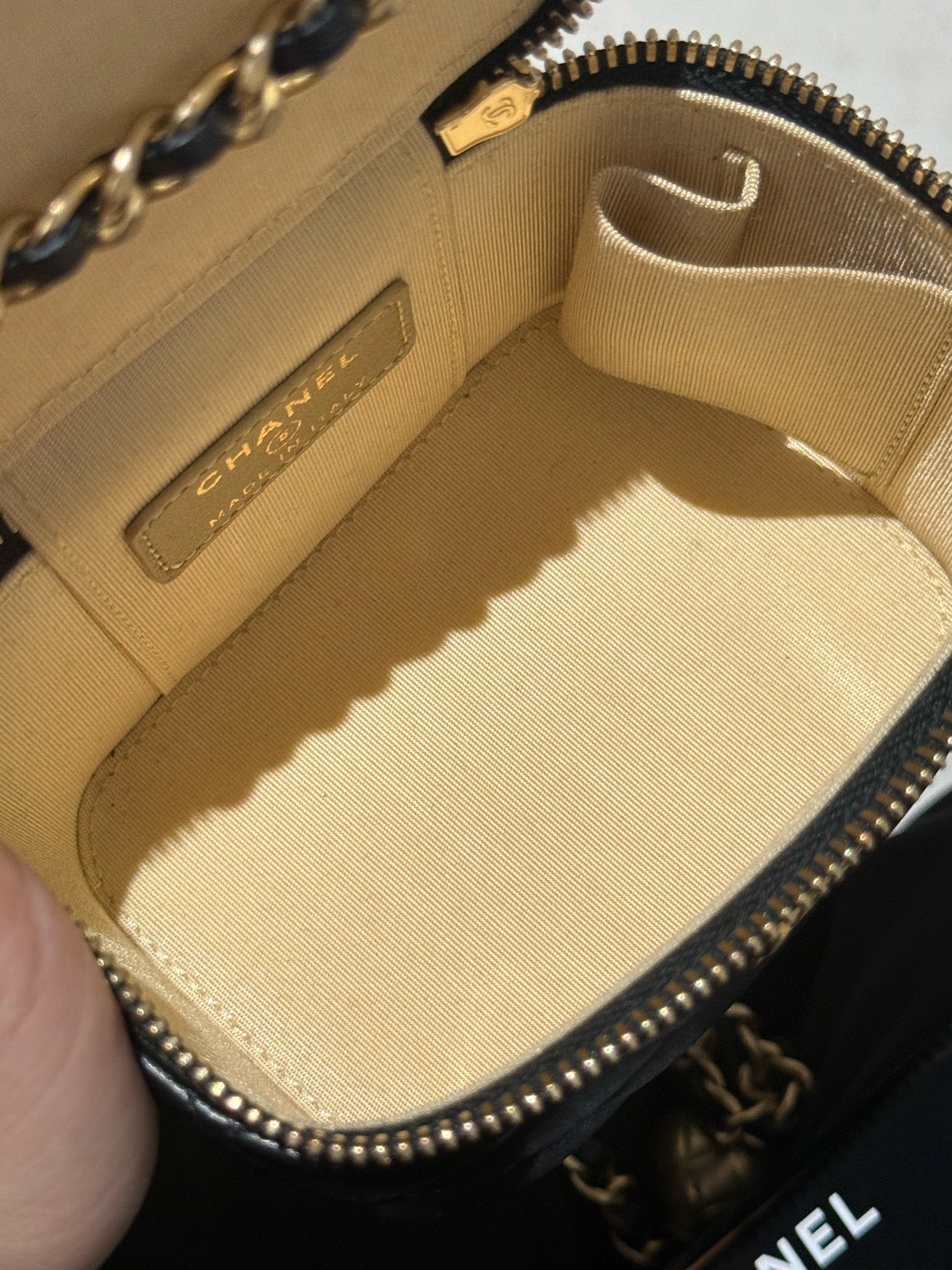 Chanel - Other - Leather - Black - (mini)