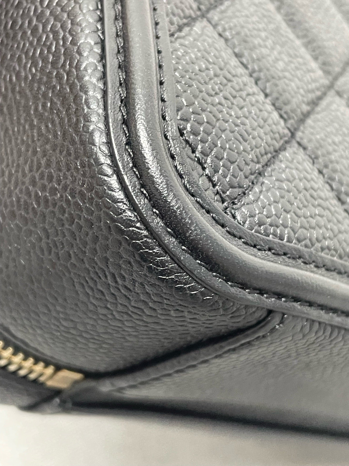 Chanel - Other - Leather - Black - (mini)