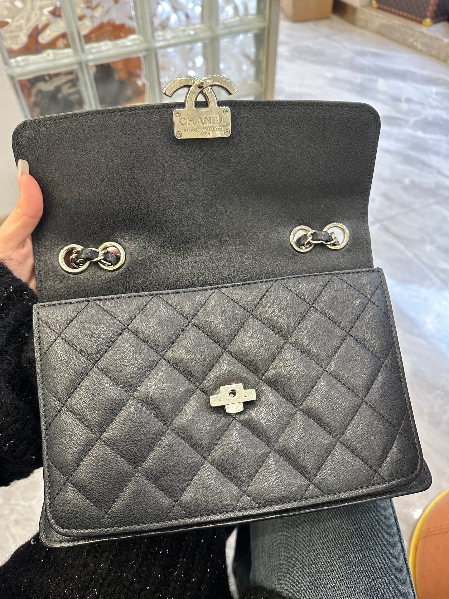 Chanel - Other - Leather - Black - (mini)