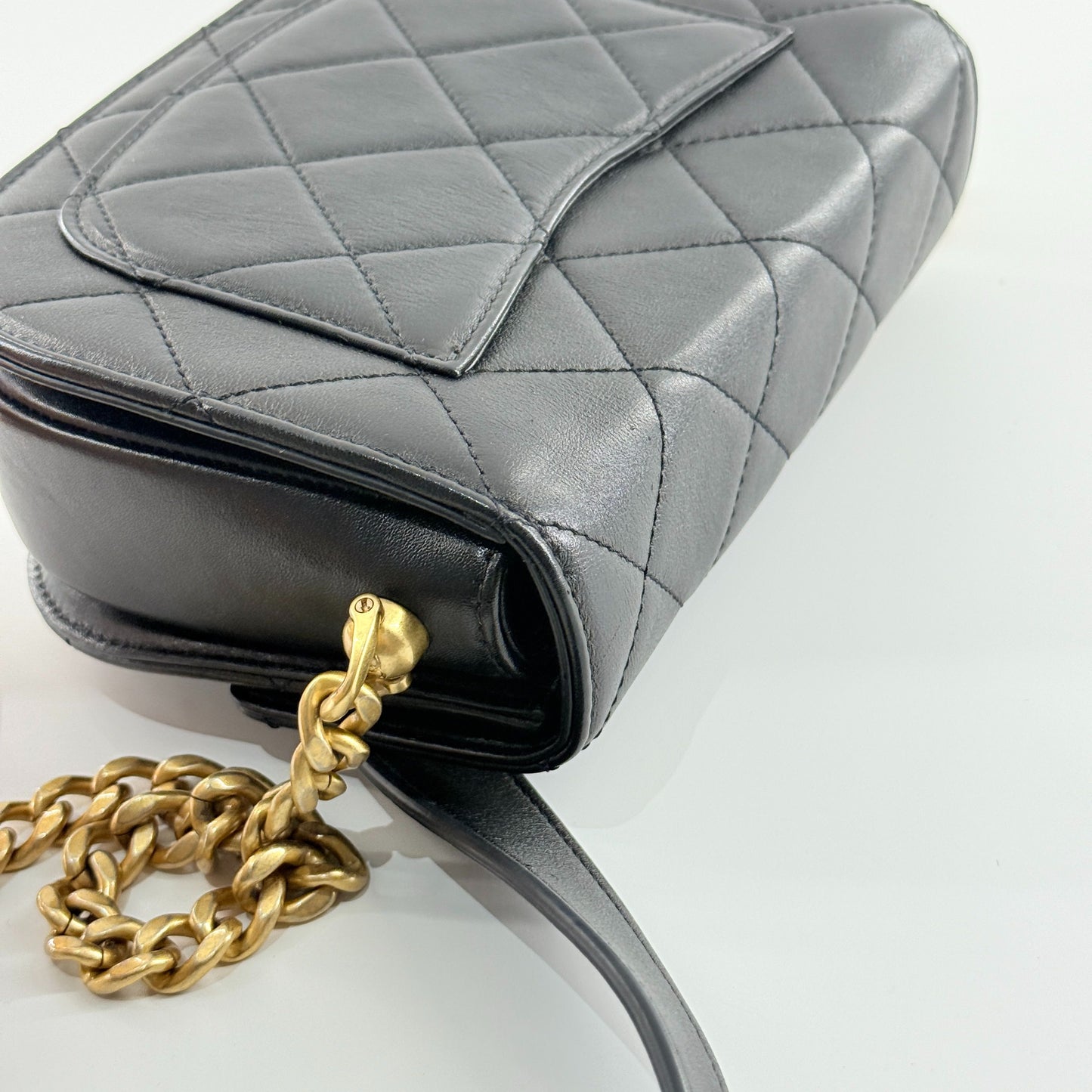Chanel - Other - Leather - Black - (mini)