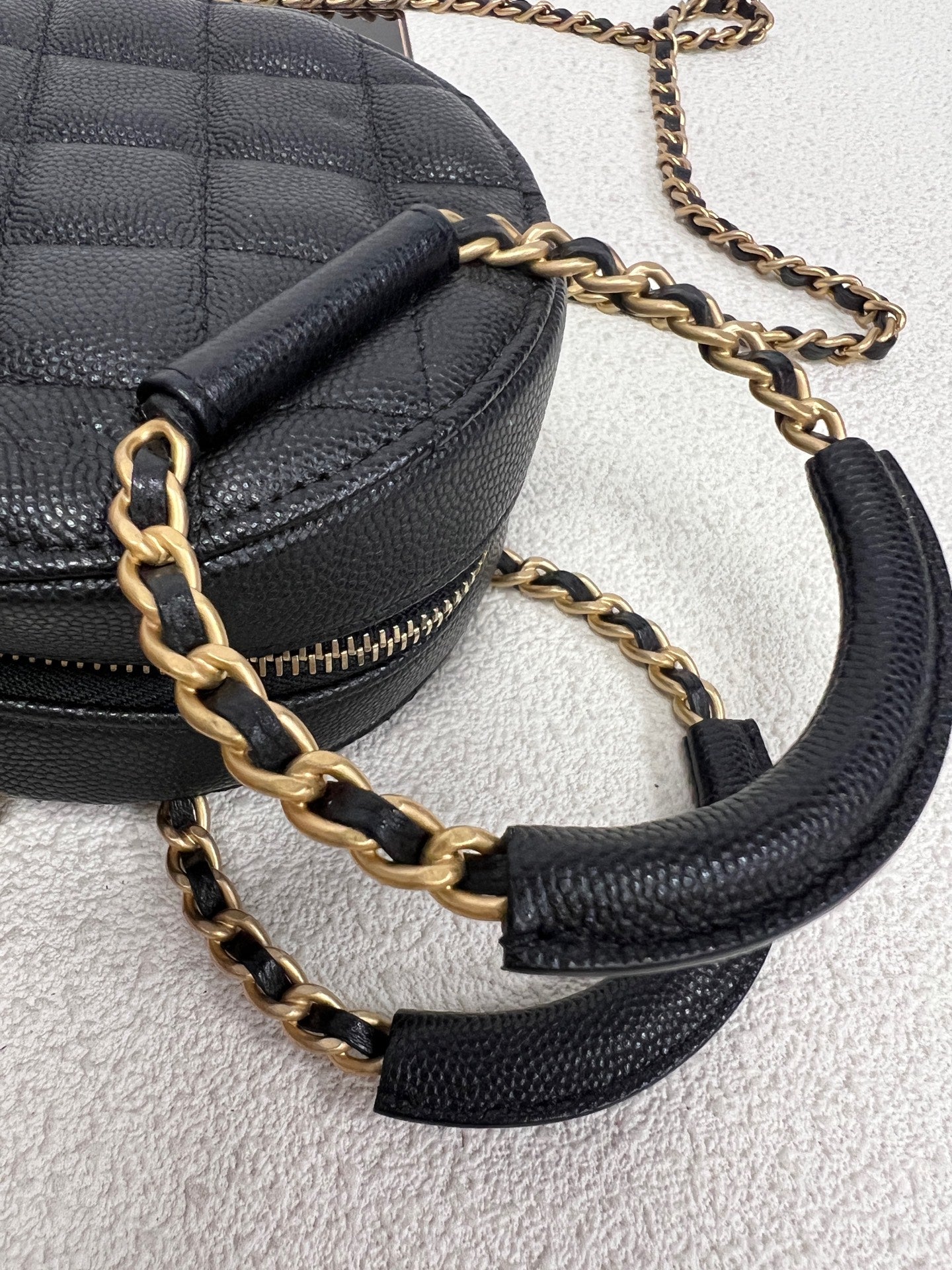 Chanel - Other - Leather - Black - (mini)