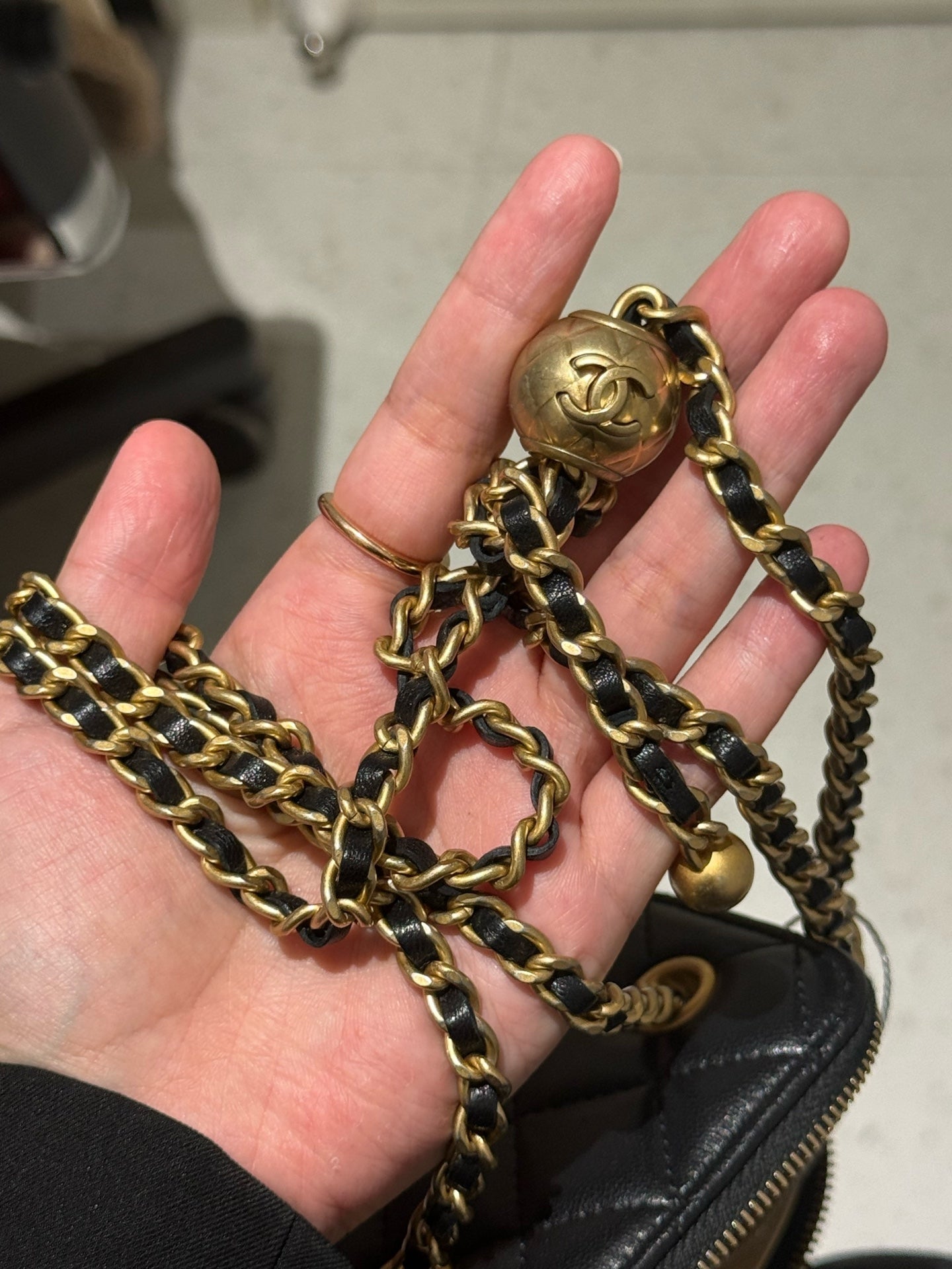 Chanel - Other - Leather - Black - (mini)