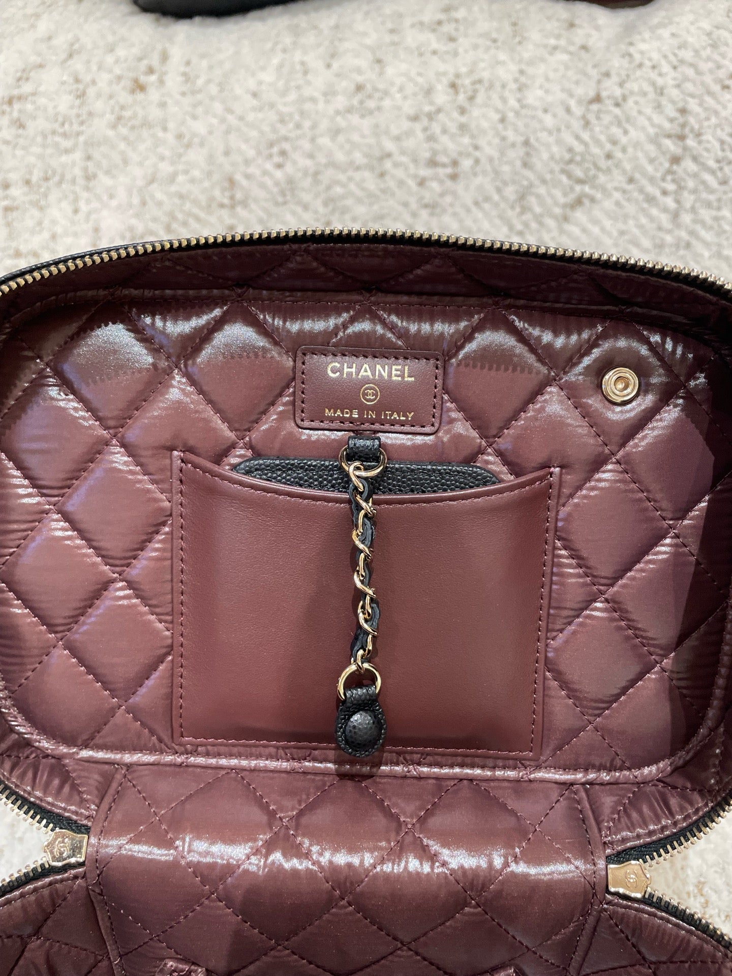 Chanel - Other - Leather - Black - (mini)