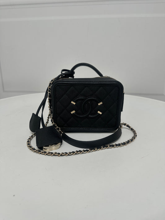 Chanel - Other - Leather - Black - (small)