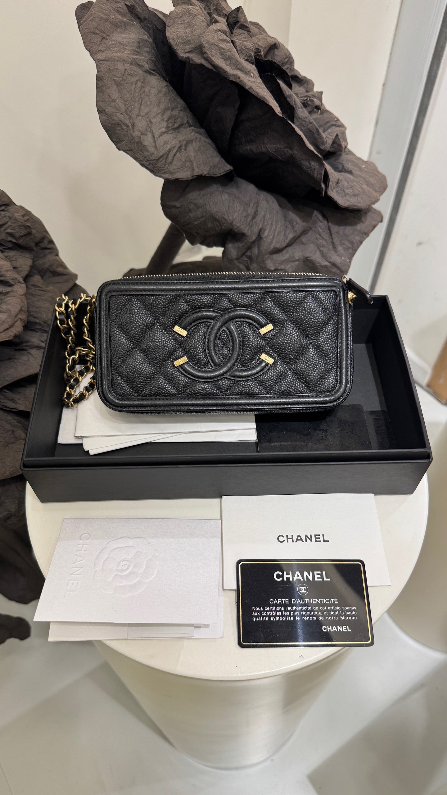 Chanel - Other - Leather - Black - (small)