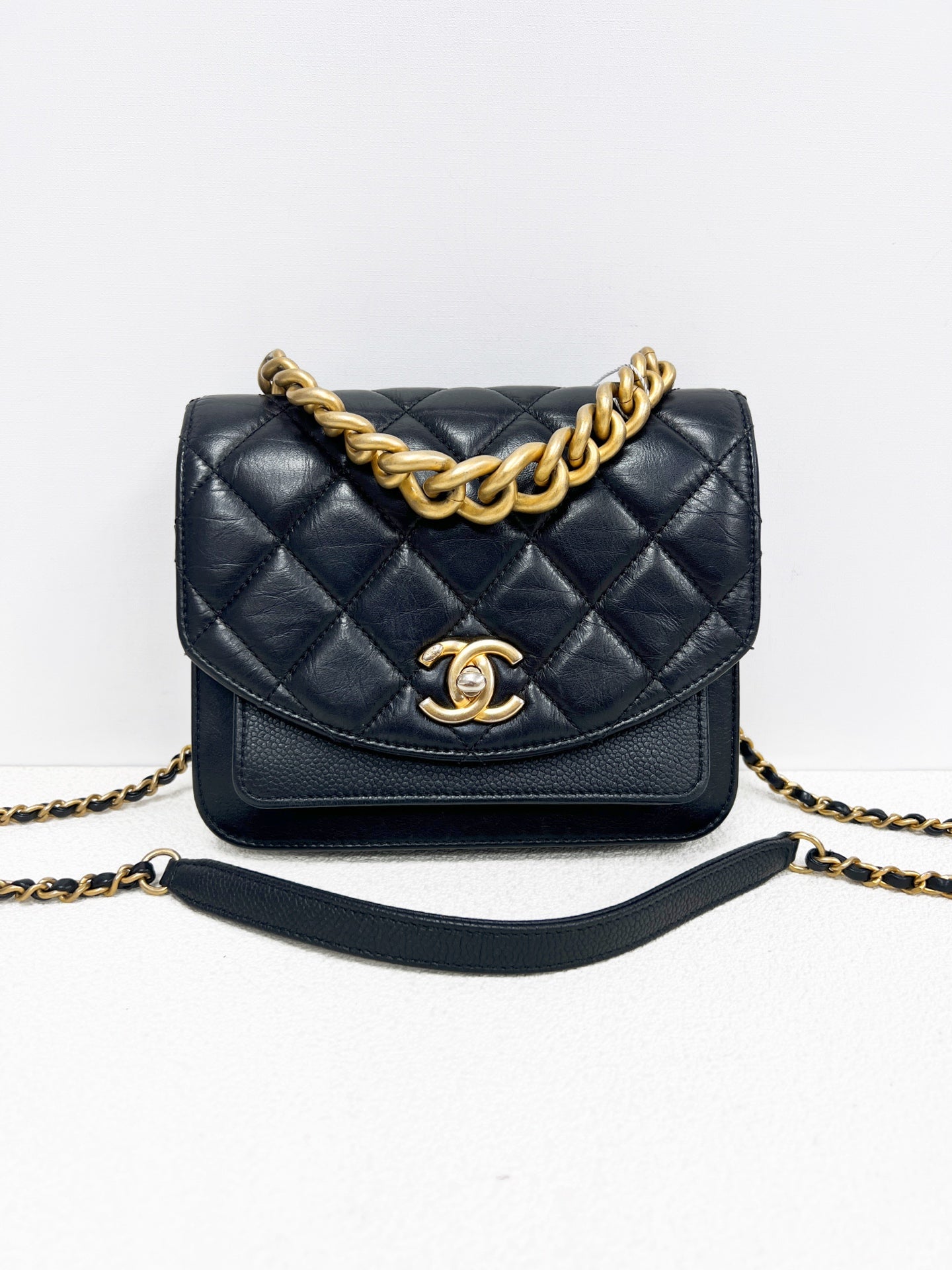Chanel - Other - Leather - Black - (small)