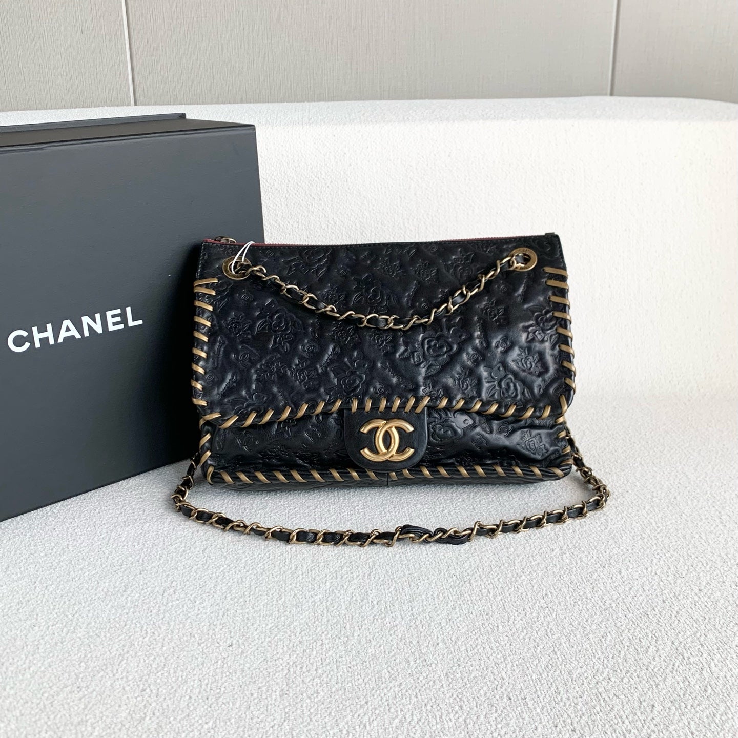 Chanel - Other - Leather - Black - (small)