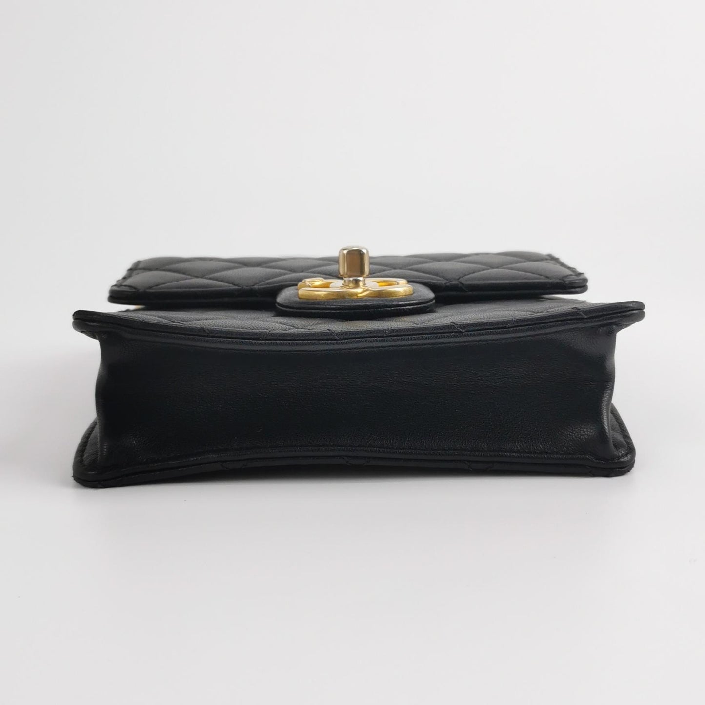 Chanel - Other - Leather - Black - (small)