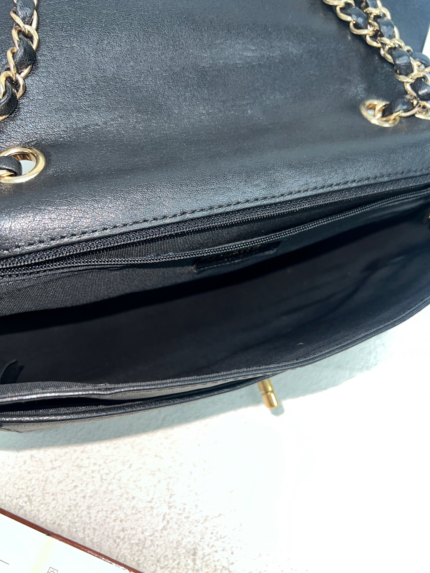 Chanel - Other - Leather - Black - (small)