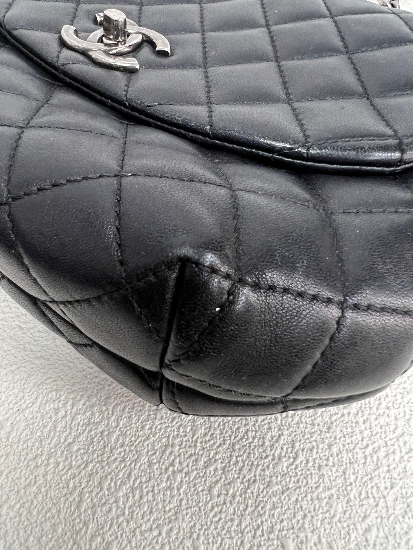Chanel - Other - Leather - Black - (small)