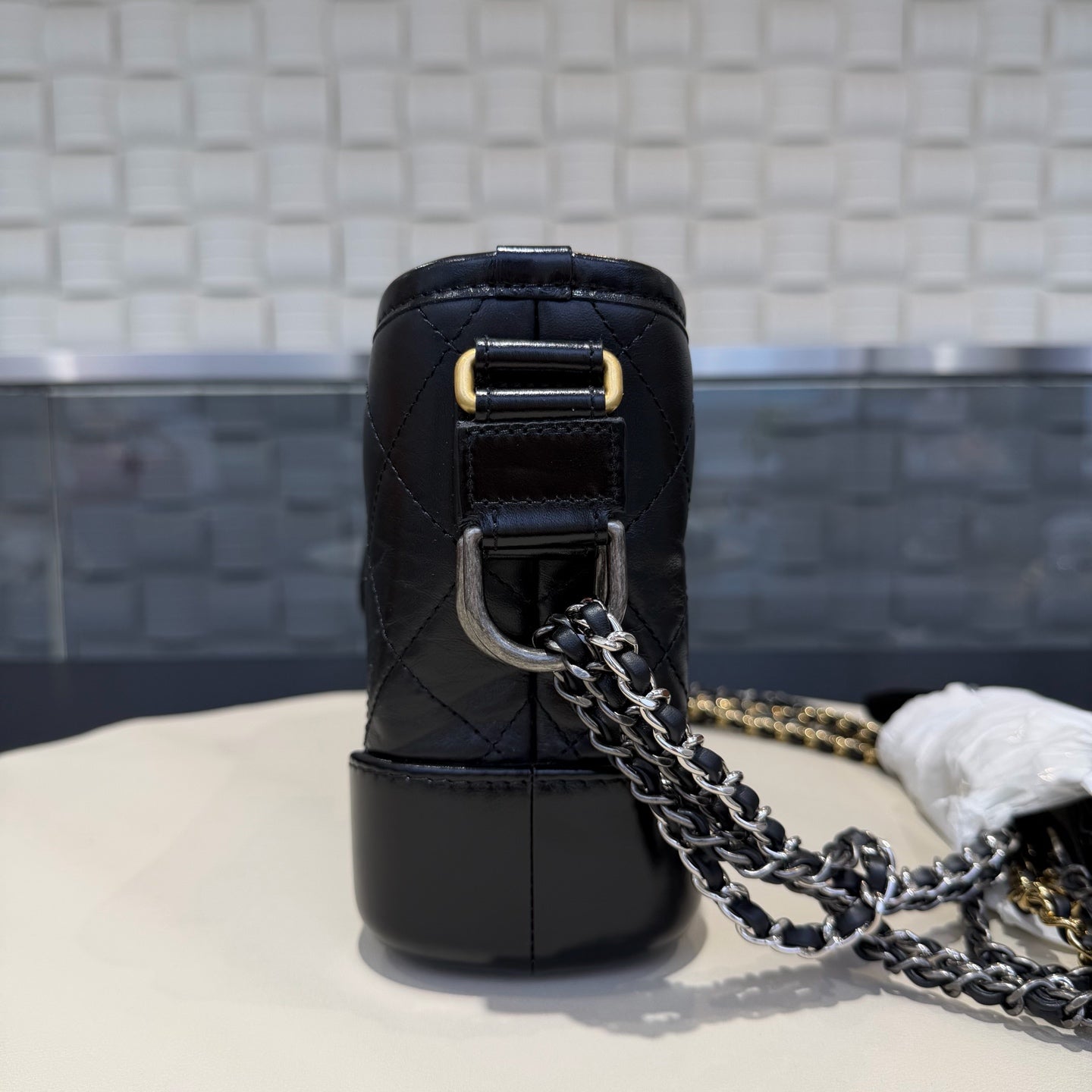 Chanel - Other - Leather - Black - (small)