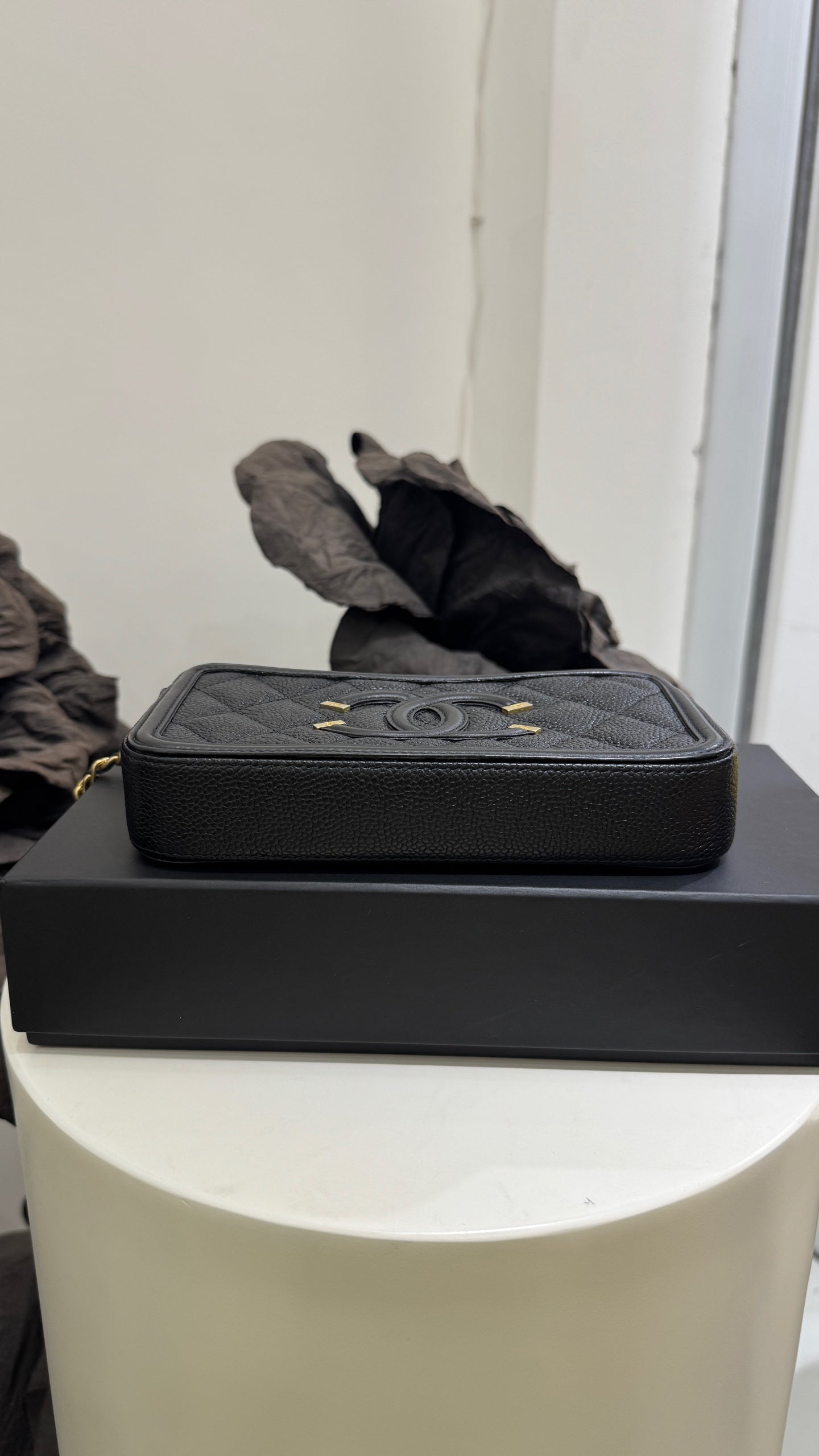 Chanel - Other - Leather - Black - (small)