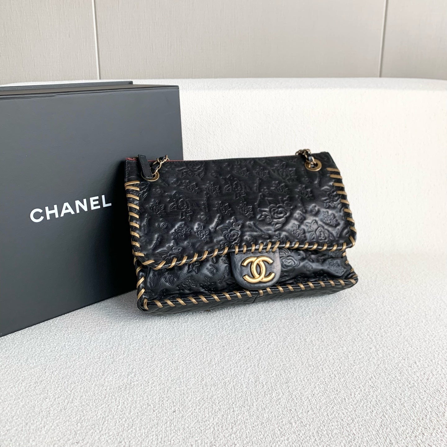 Chanel - Other - Leather - Black - (small)