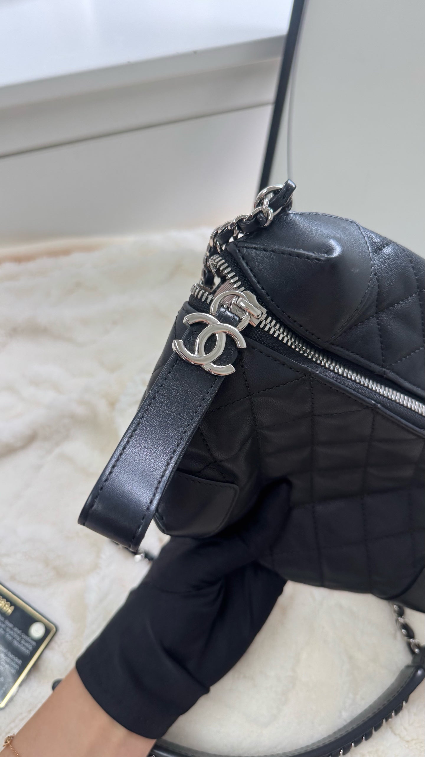 Chanel - Other - Leather - Black - (small)