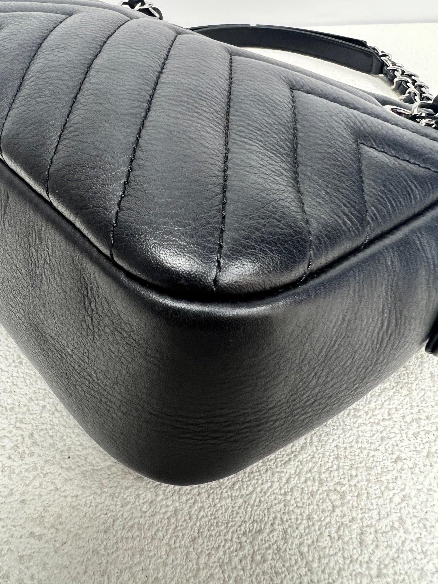 Chanel - Other - Leather - Black - (small)