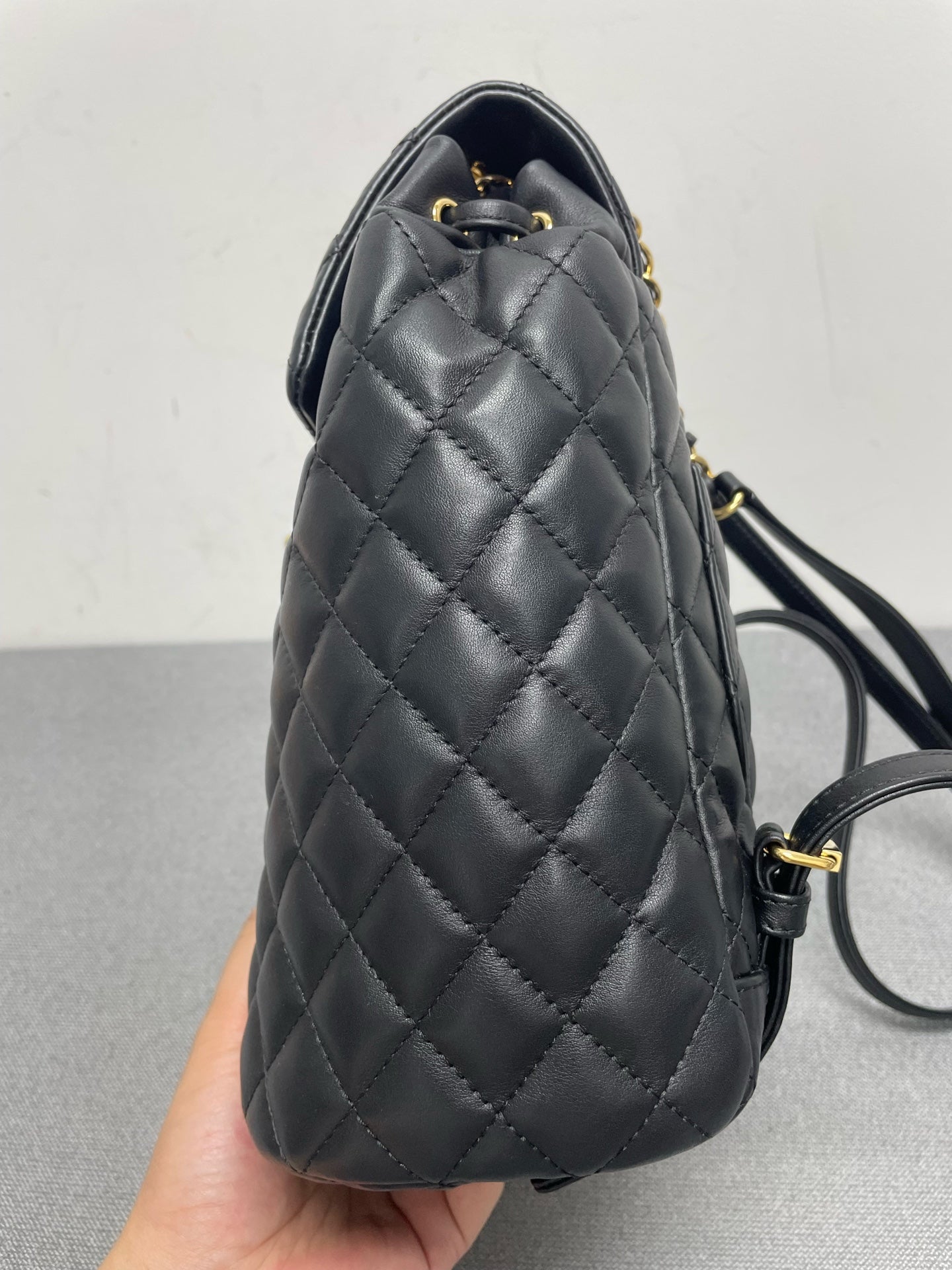 Chanel - Other - Leather - Black - (small)
