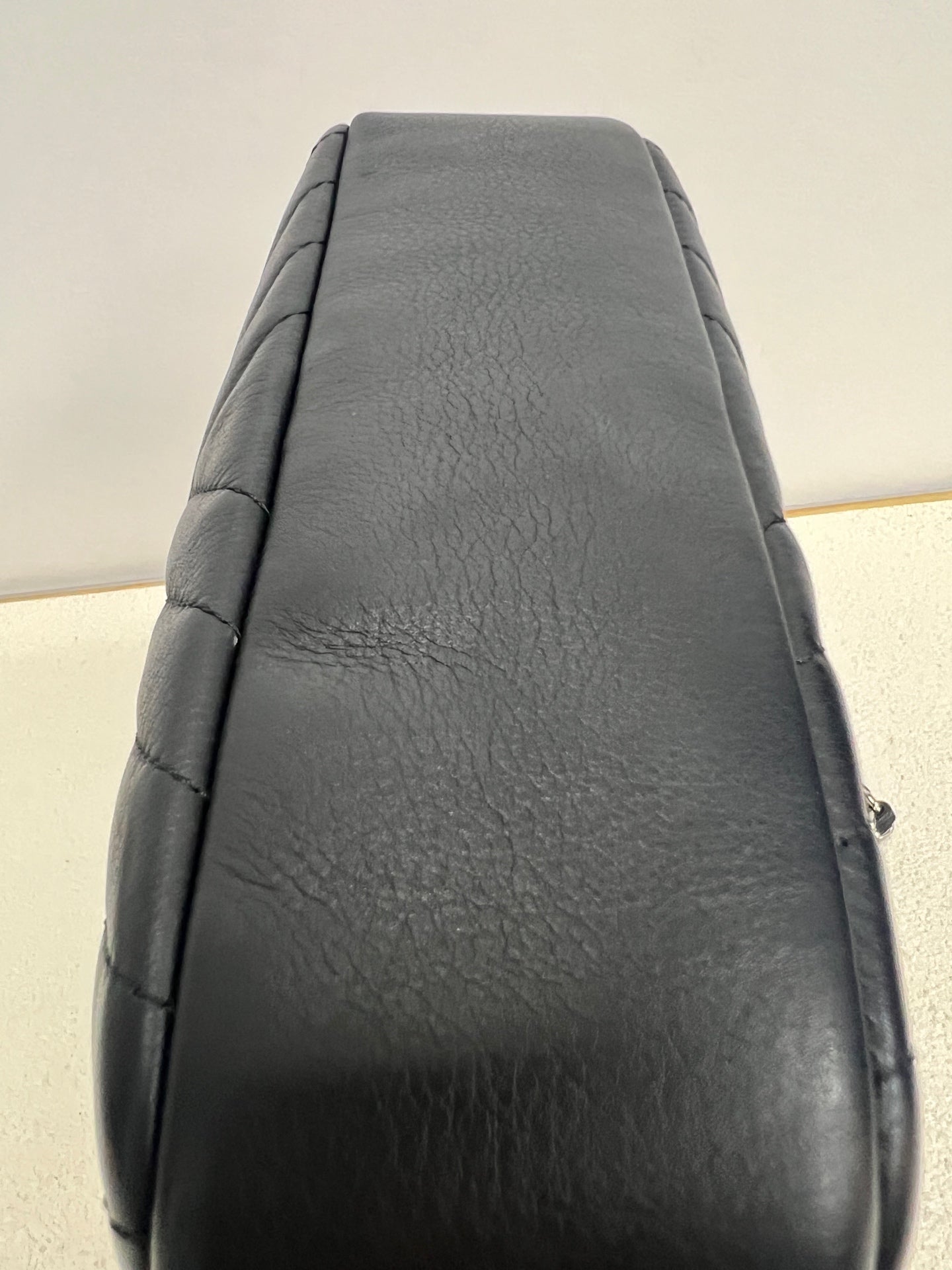 Chanel - Other - Leather - Black - (small)