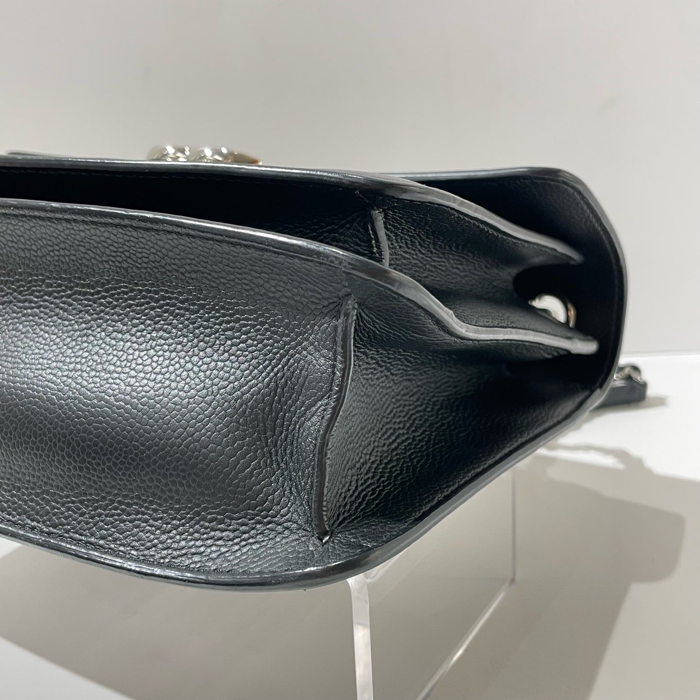 Chanel - Other - Leather - Black - (small)