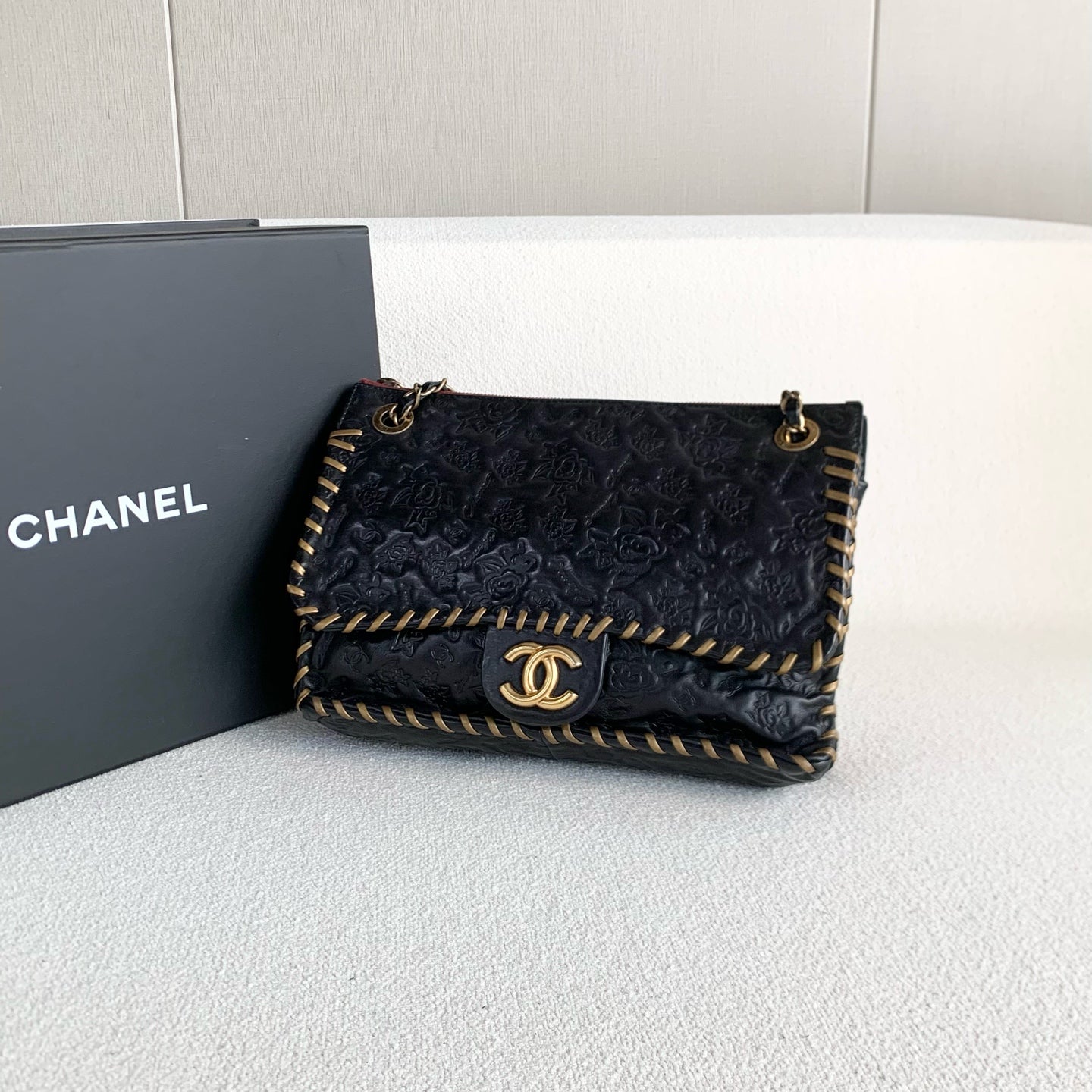 Chanel - Other - Leather - Black - (small)