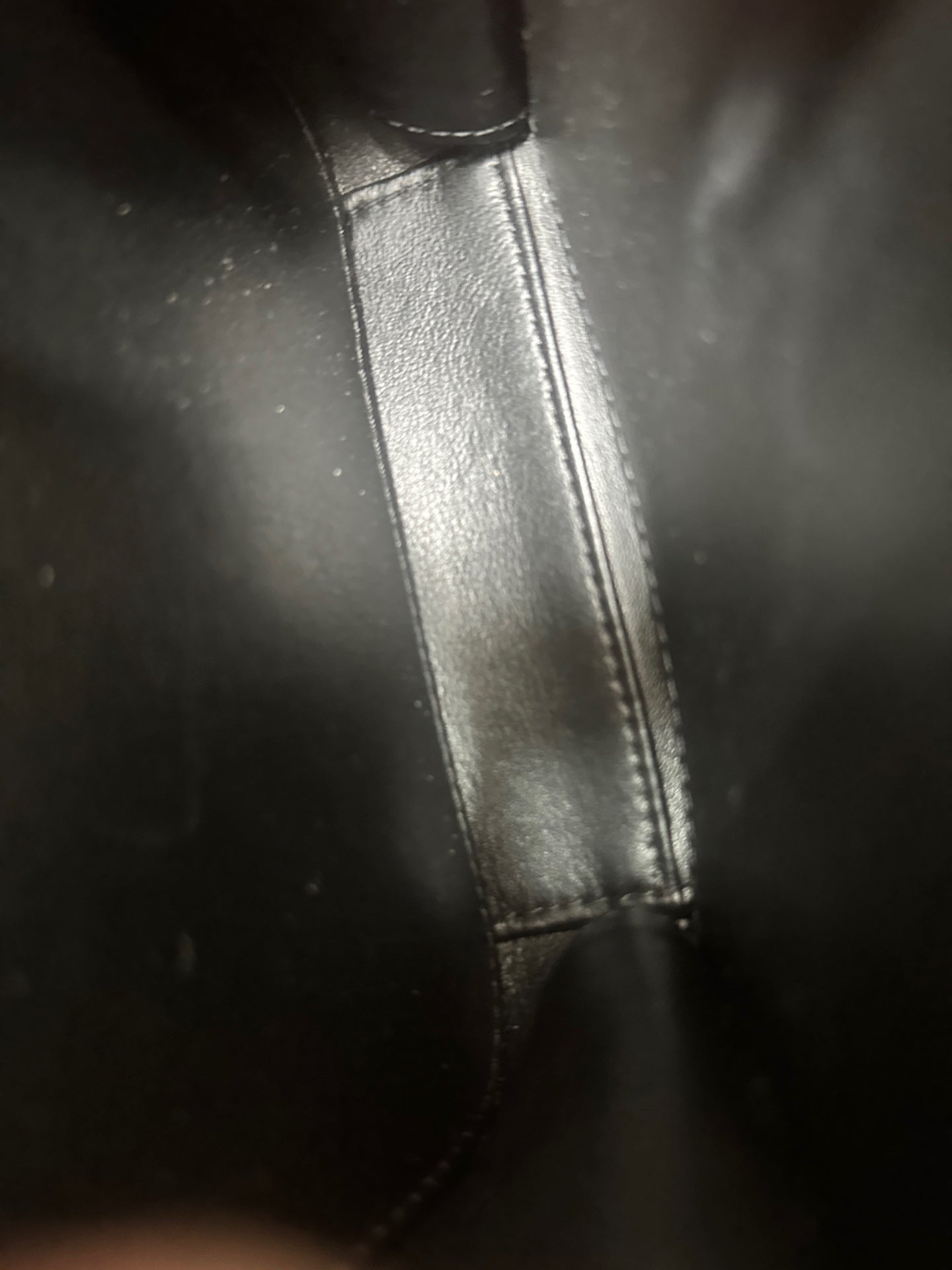 Chanel - Other - Leather - Black - (small)