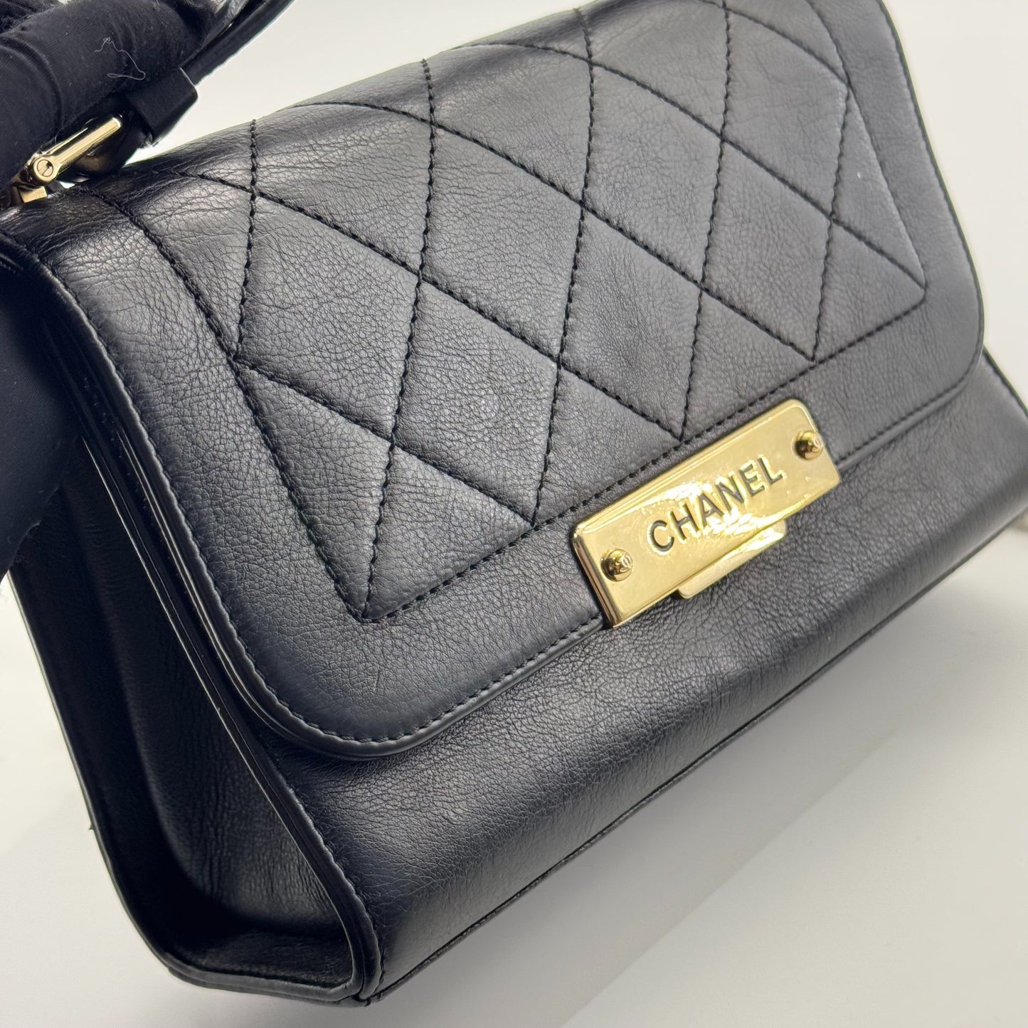 Chanel - Other - Leather - Black - (Small)