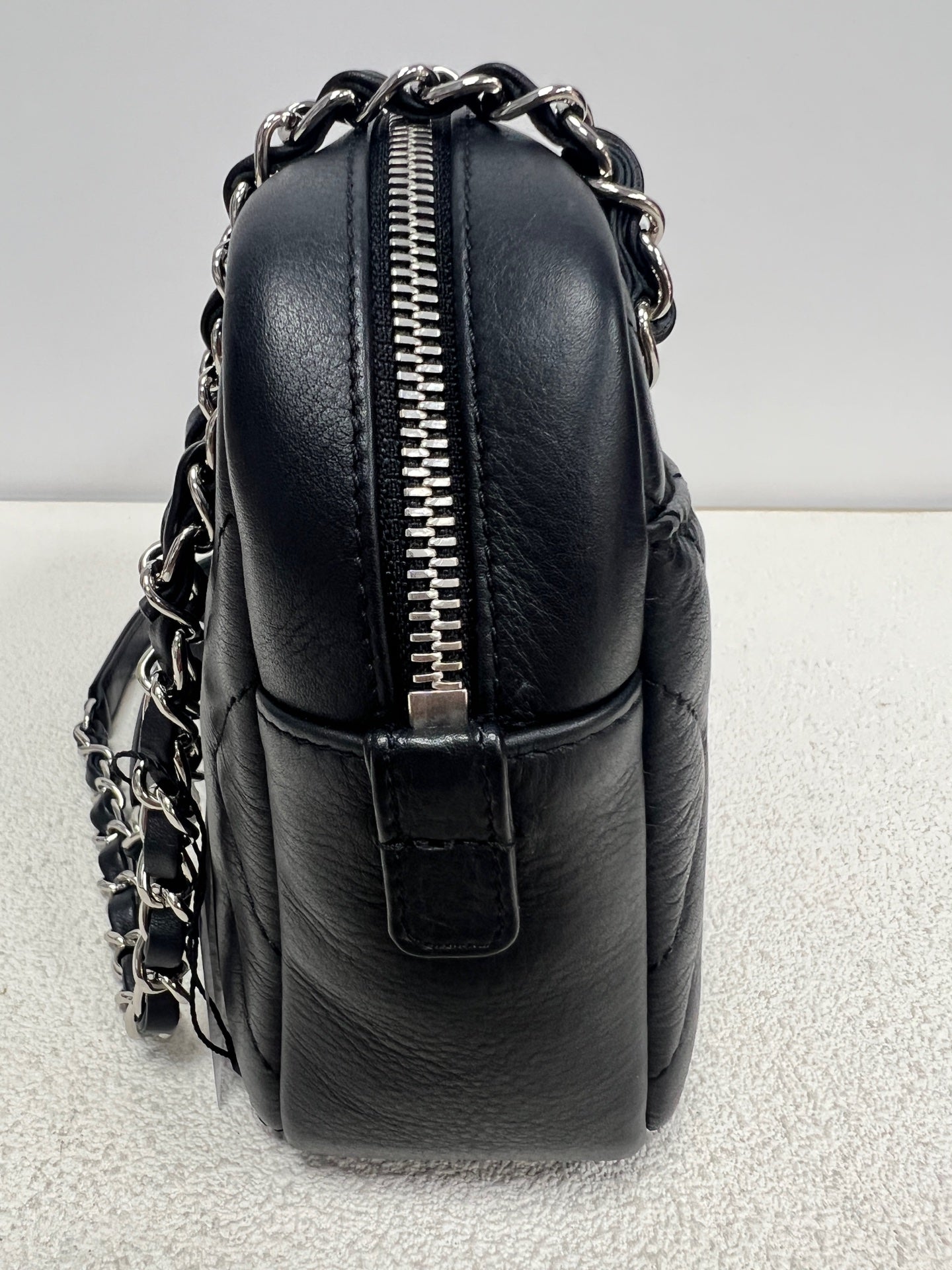 Chanel - Other - Leather - Black - (small)
