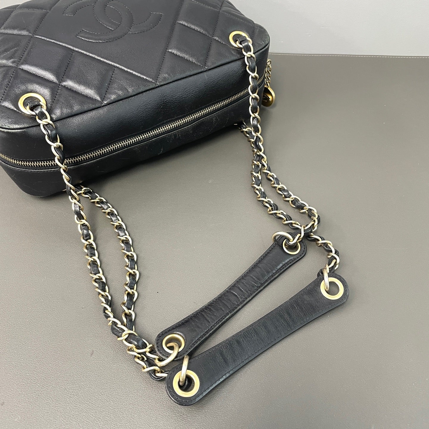 Chanel - Other - Leather - Black - (small)