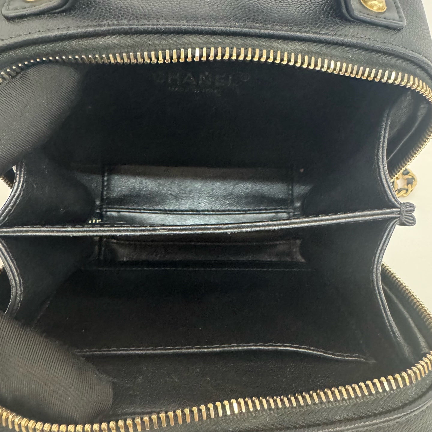 Chanel - Other - Leather - Black - (small)