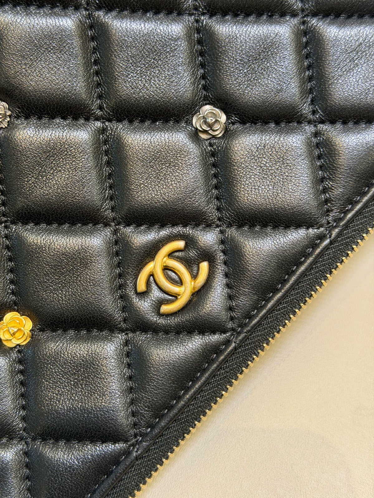 Chanel - Other - Leather - Black - (Small)