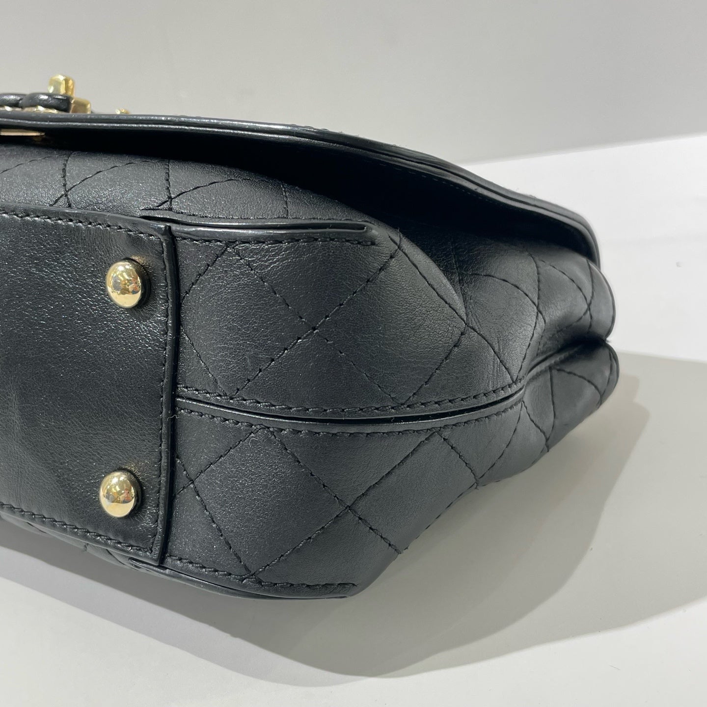 Chanel - Other - Leather - Black - (Small)