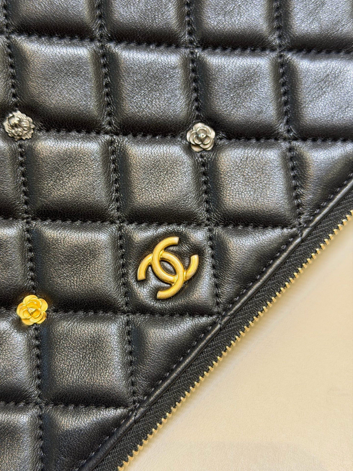 Chanel - Other - Leather - Black - (Small)