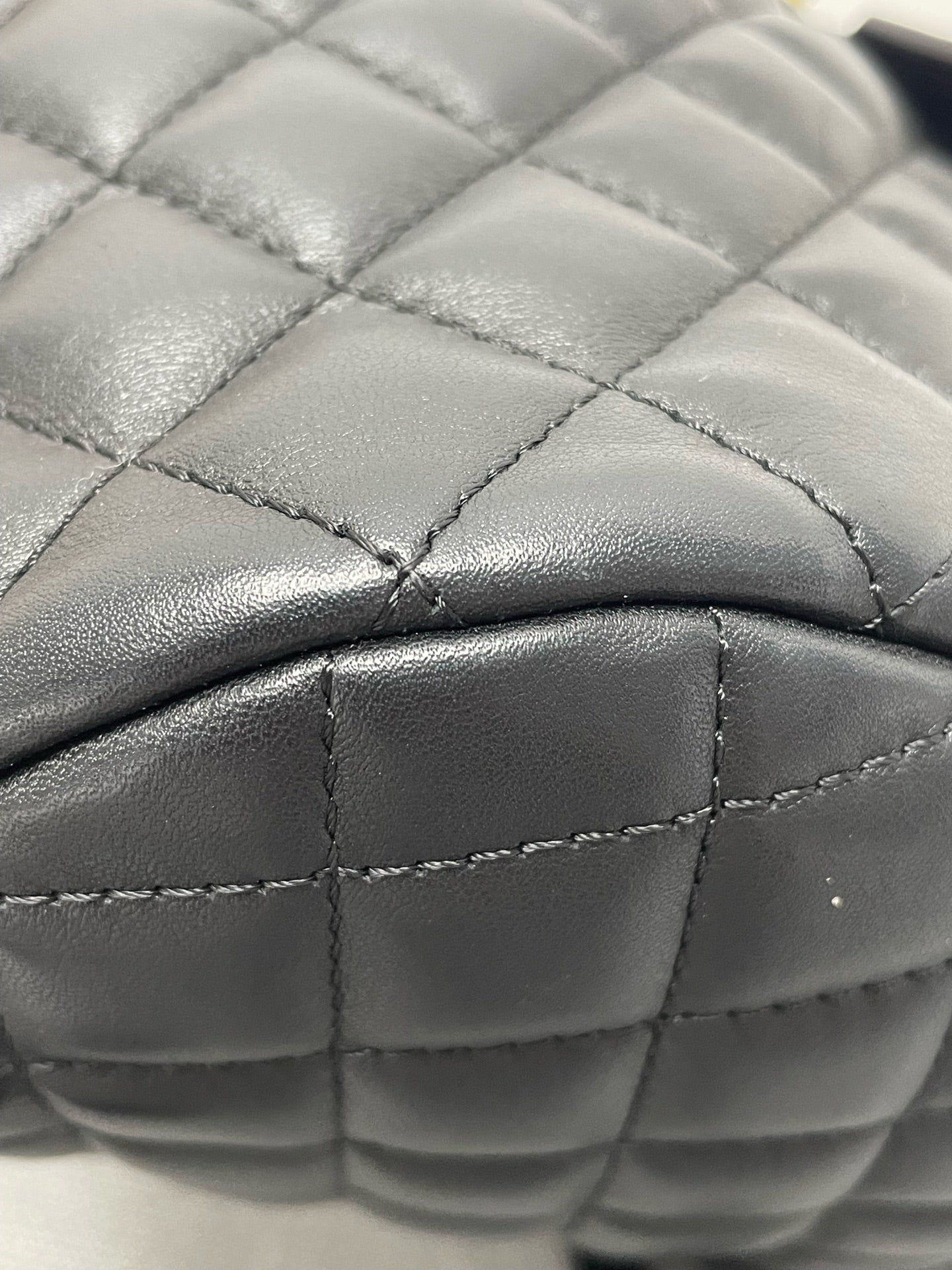 Chanel - Other - Leather - Black - (small)