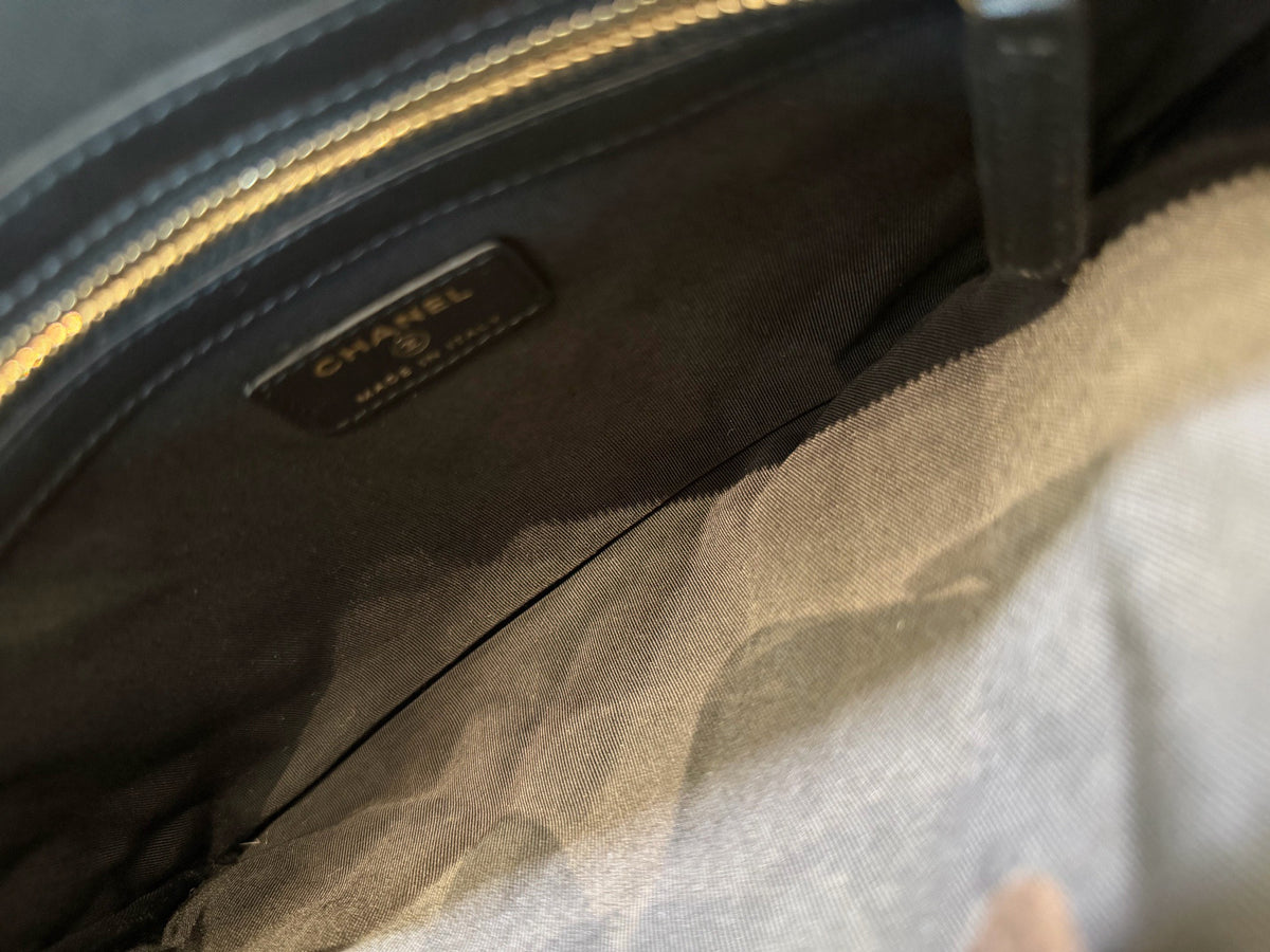 Chanel - Other - Leather - Black - (Small)
