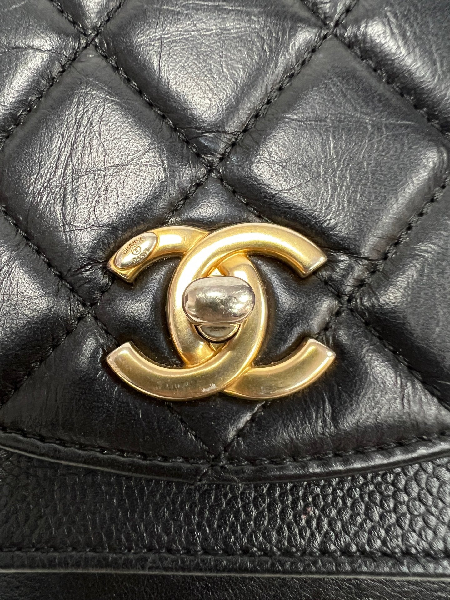 Chanel - Other - Leather - Black - (small)