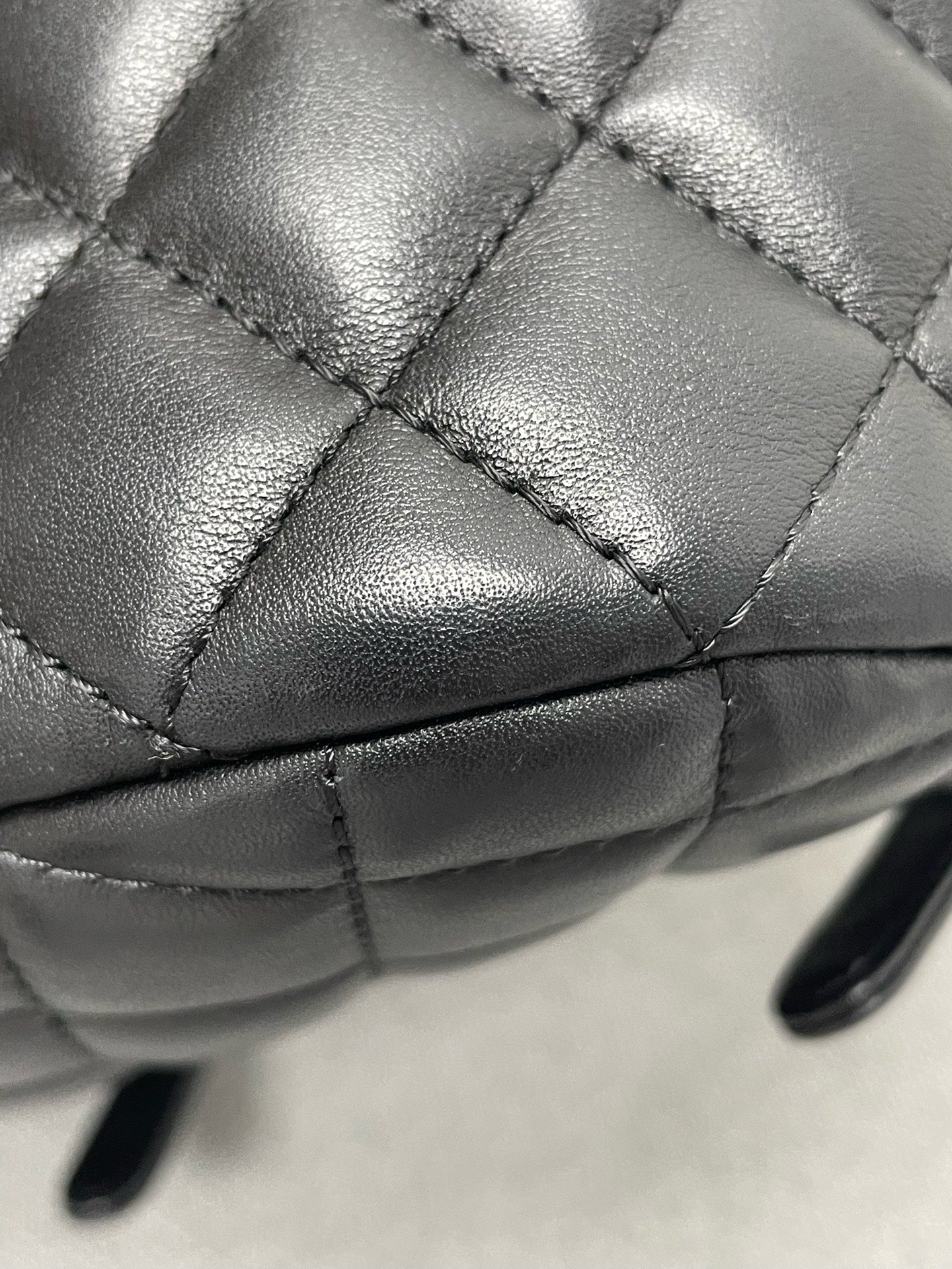 Chanel - Other - Leather - Black - (small)