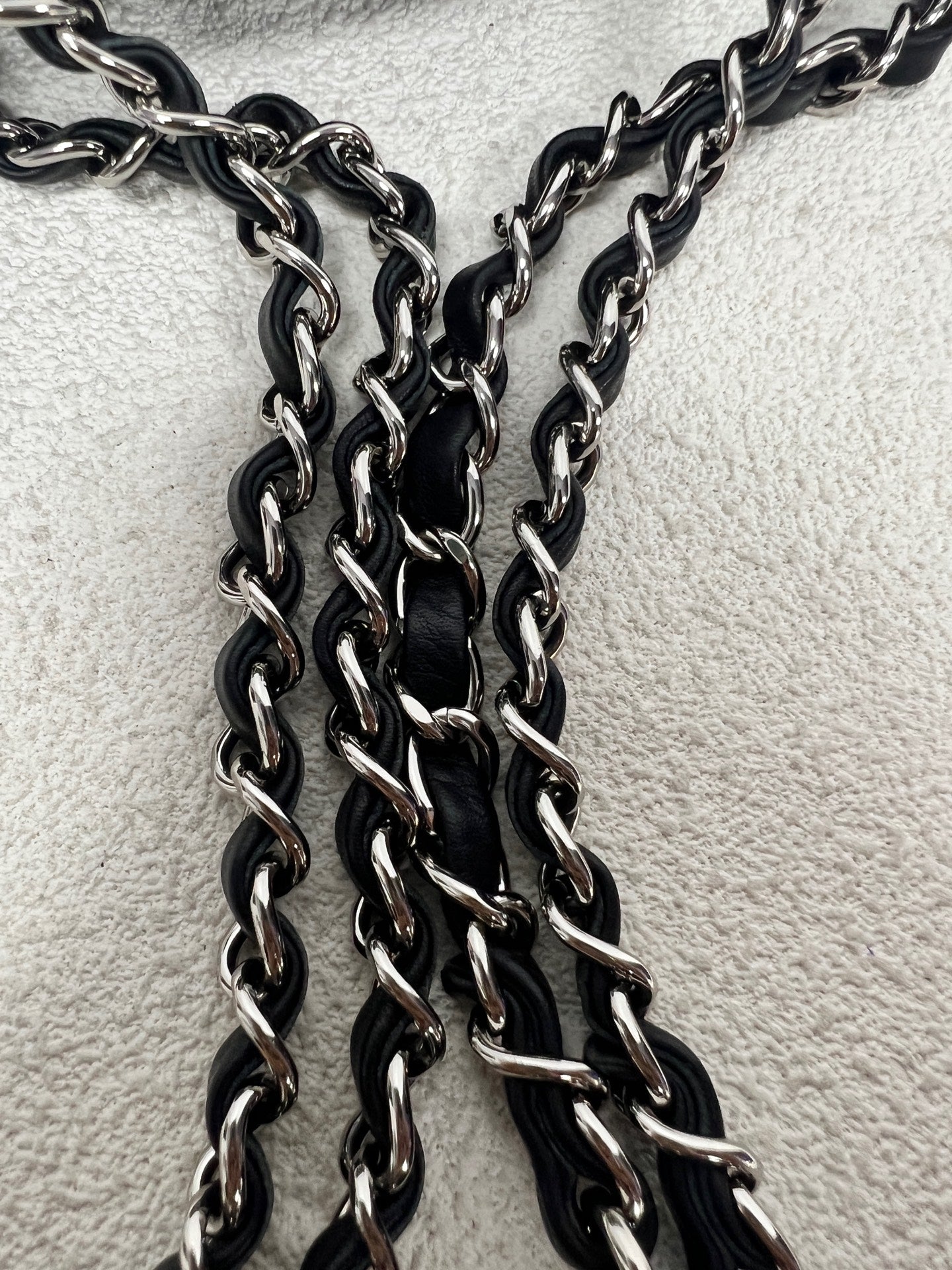 Chanel - Other - Leather - Black - (small)